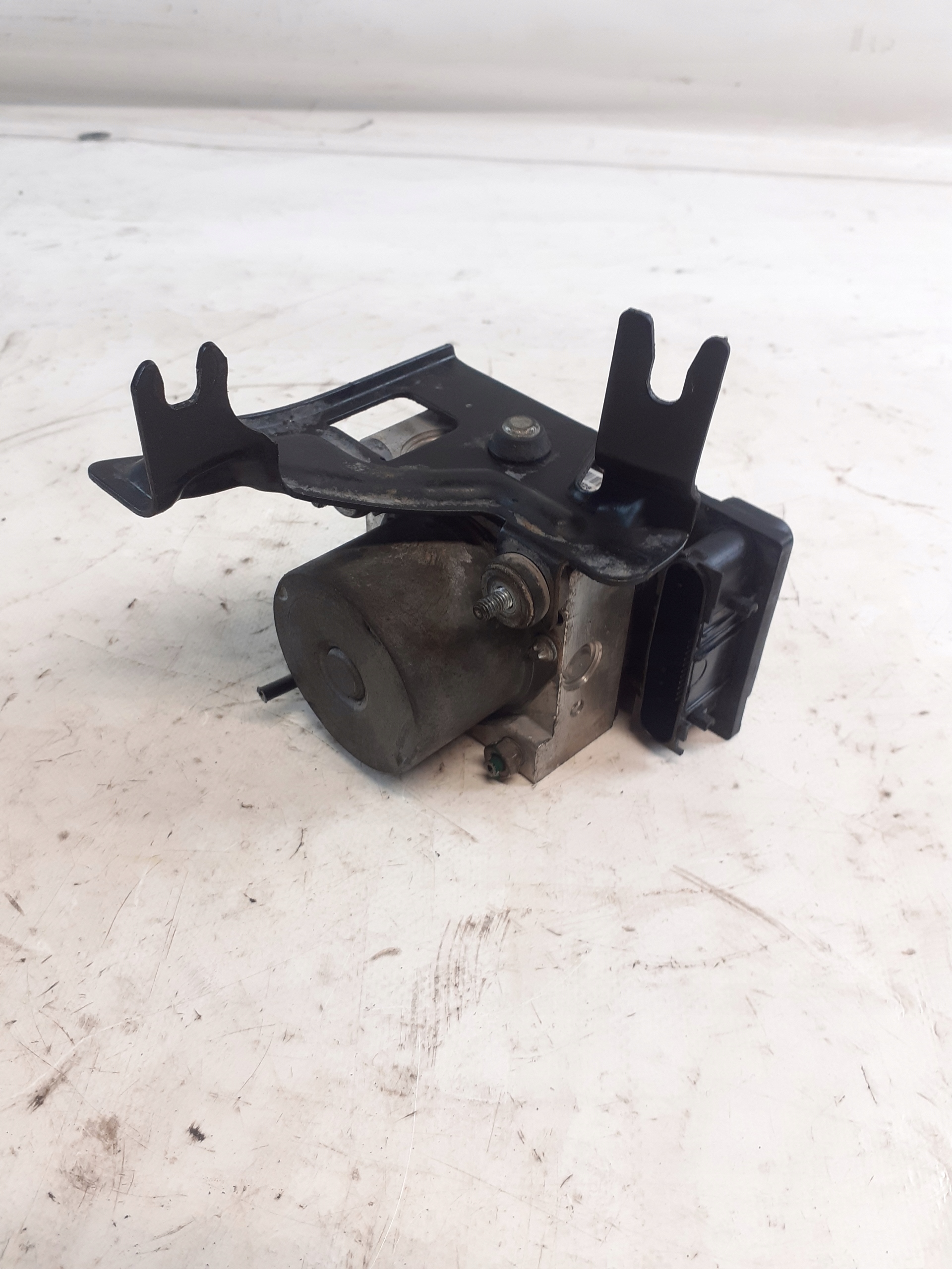 Pompa ABS Renault Clio III 3 1,5 DCi 0265800411
