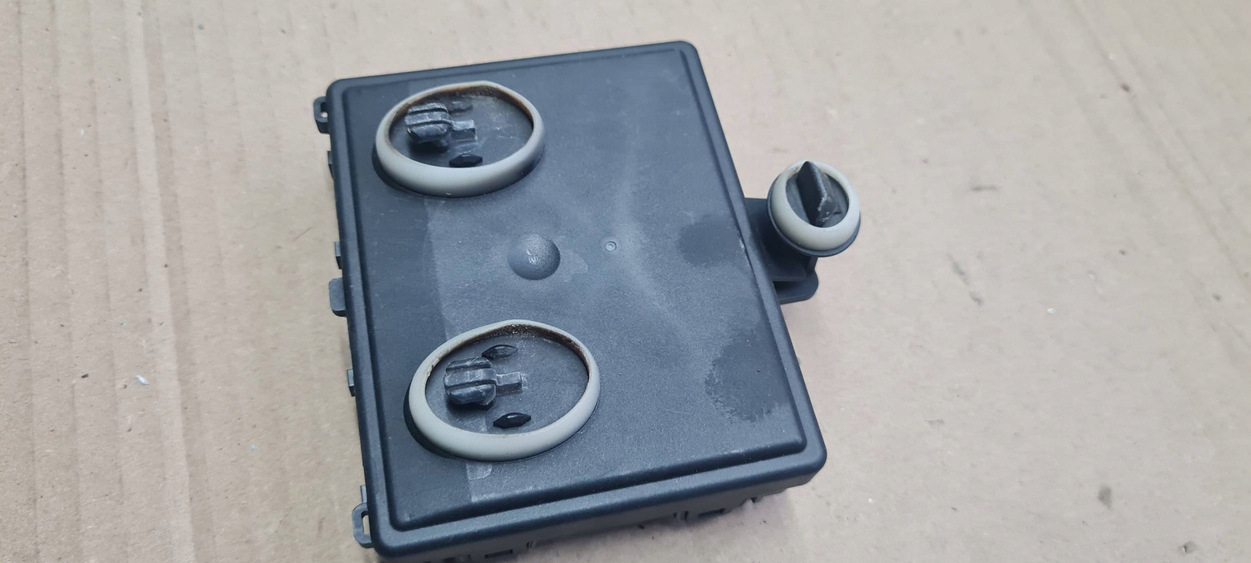 Q5 80A module control unit door right front 4M1959792B