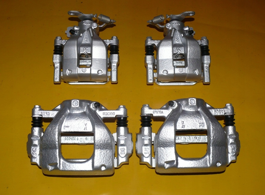 295/26 2009-2016r. - Зажимы левый правый передний задний для TOYOTA AVENSIS T27