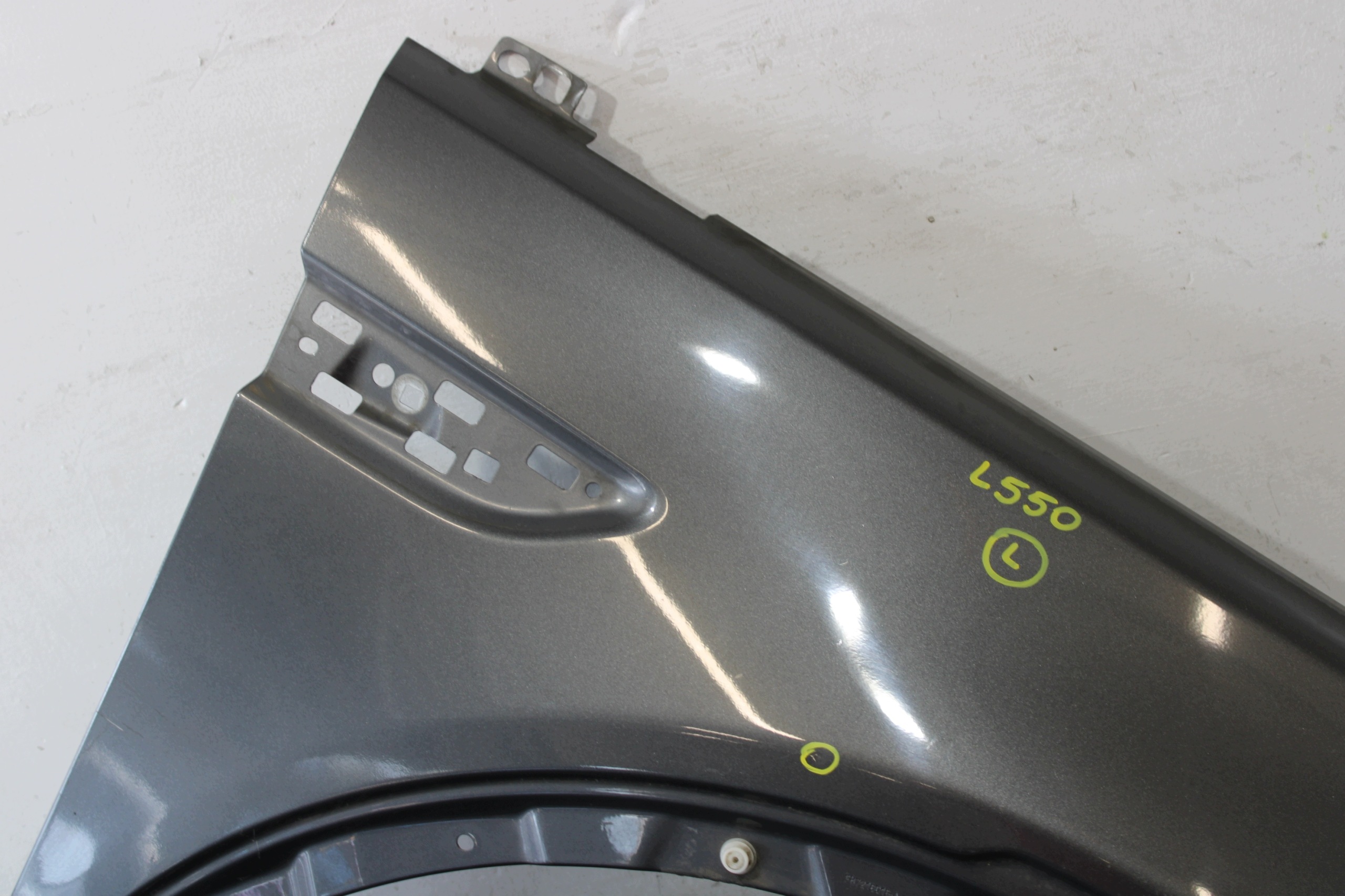 fender right front front LAND ROVER DISCOVERY SPORT L550