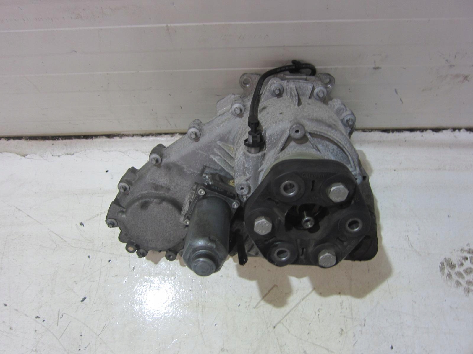 BMW X5 E70 N52 3.0 diff differential front 4.44 7603004