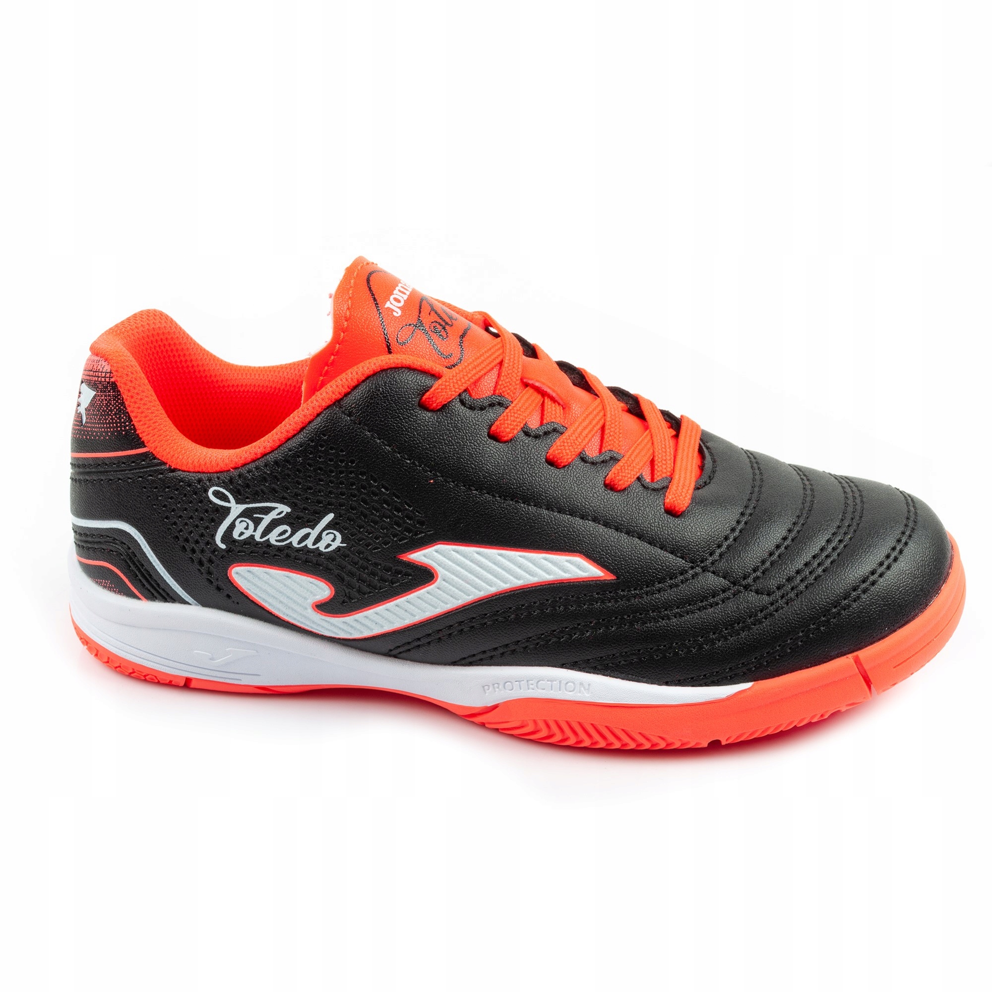 Dětské sportovní kopačky Joma Toledo Jr 2601 vel.33 halové, černé