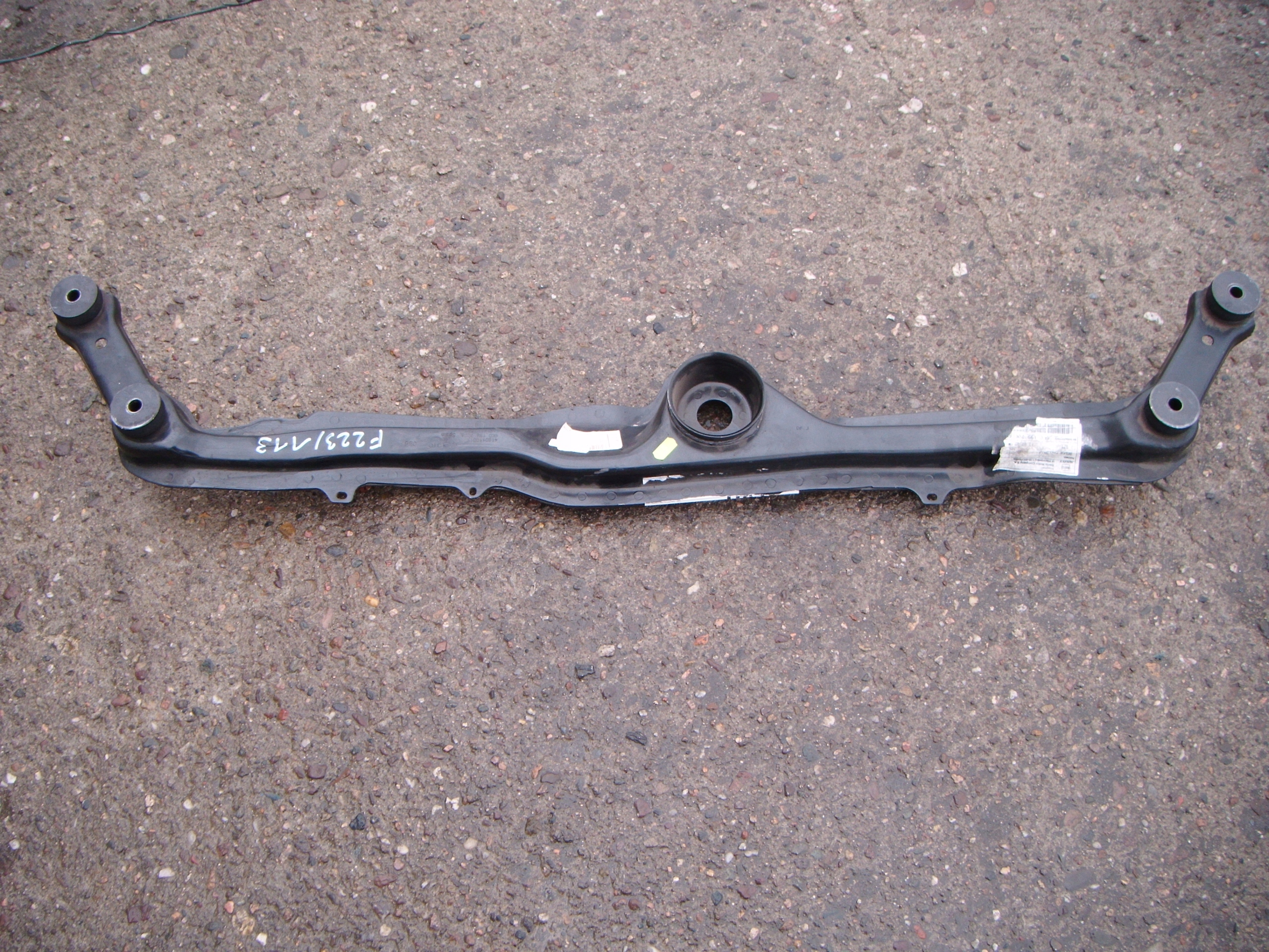 INCA CADDY 96-03 BELKA POD SILNIK 6K0199200A