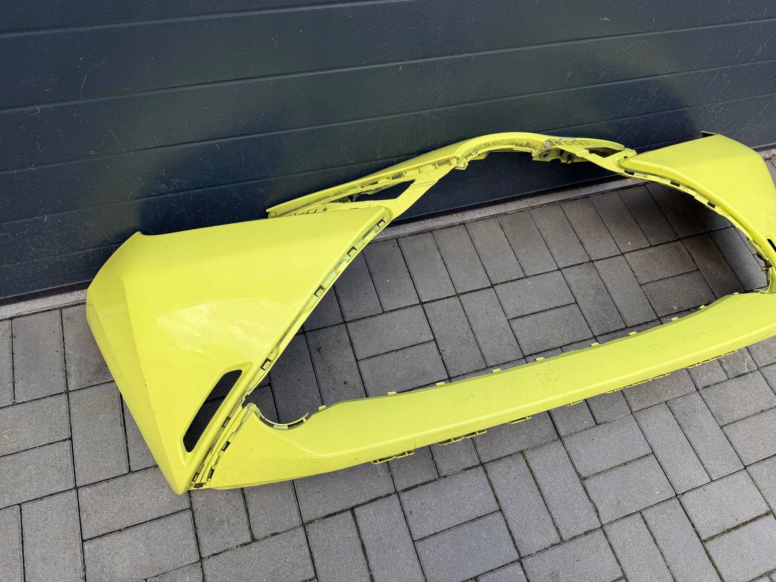 Toyota Aygo 14- bumper front front