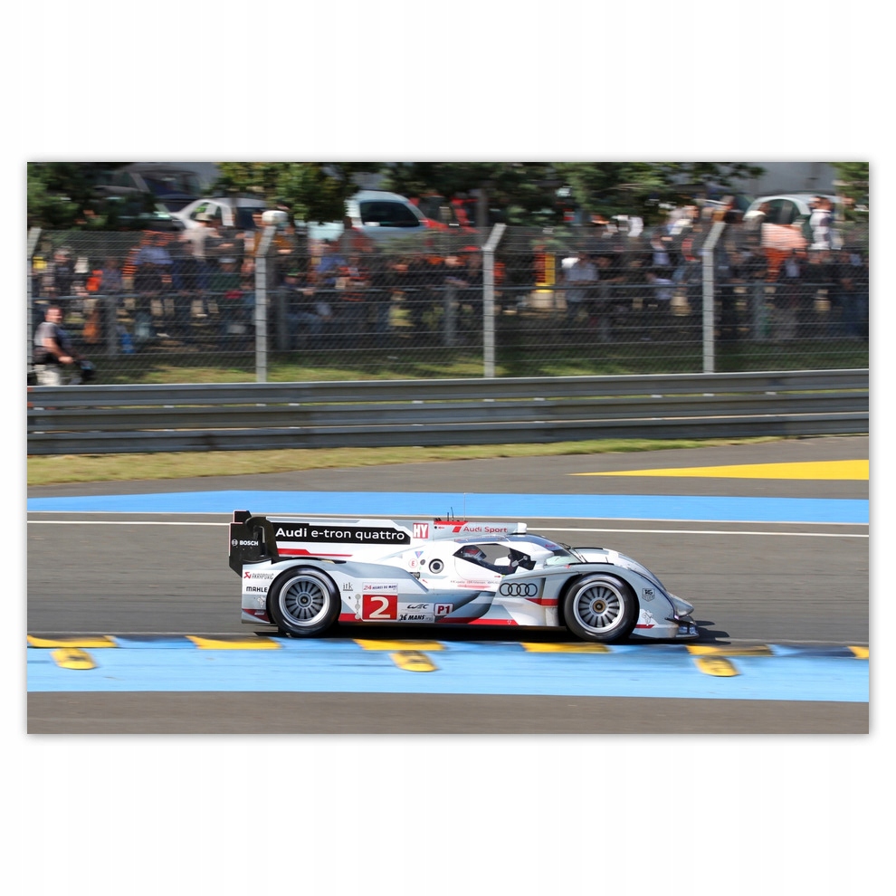 

Fototapety flizelina 104x70 Audi E-Tron Quattro