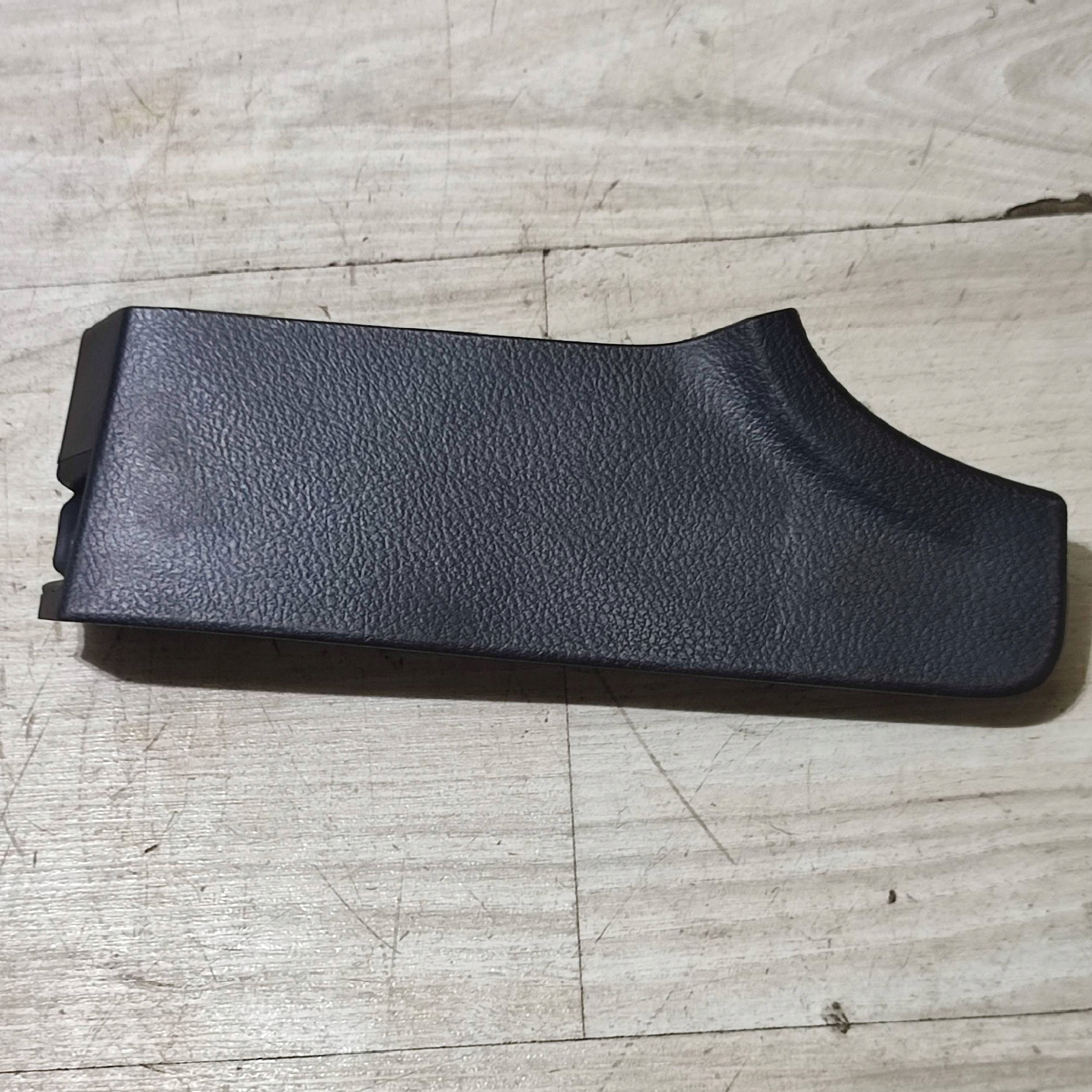Blende Abdeckung Innen- Suzuki Vitara (LY) 7383454P1