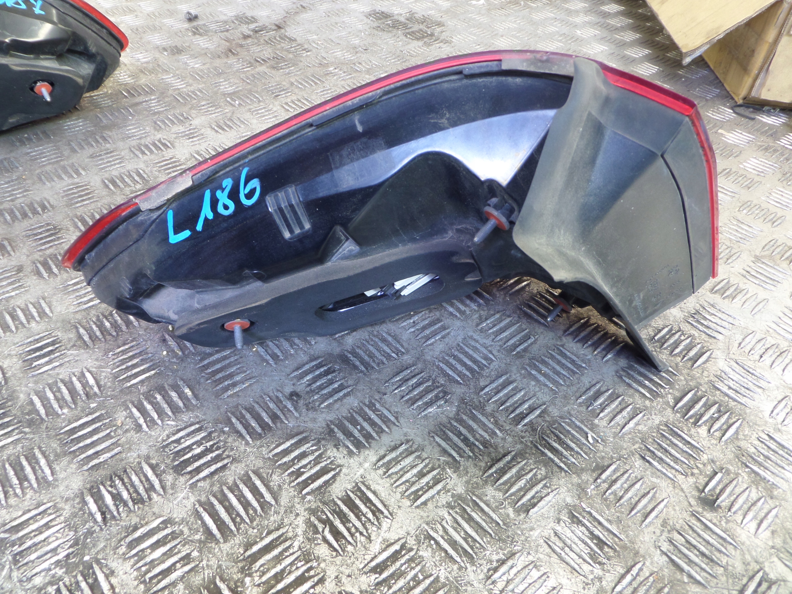 MERCEDES E KLASA W212 LIFT light rear right KOMBI