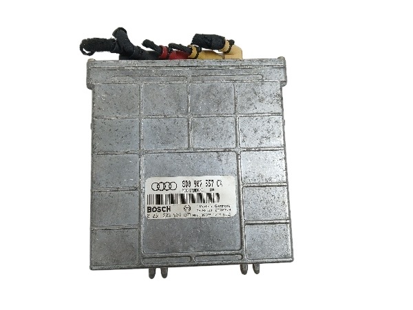 AUDI A4 B5 1.8 unité de commande électronique uce moteur 8D0907557CX