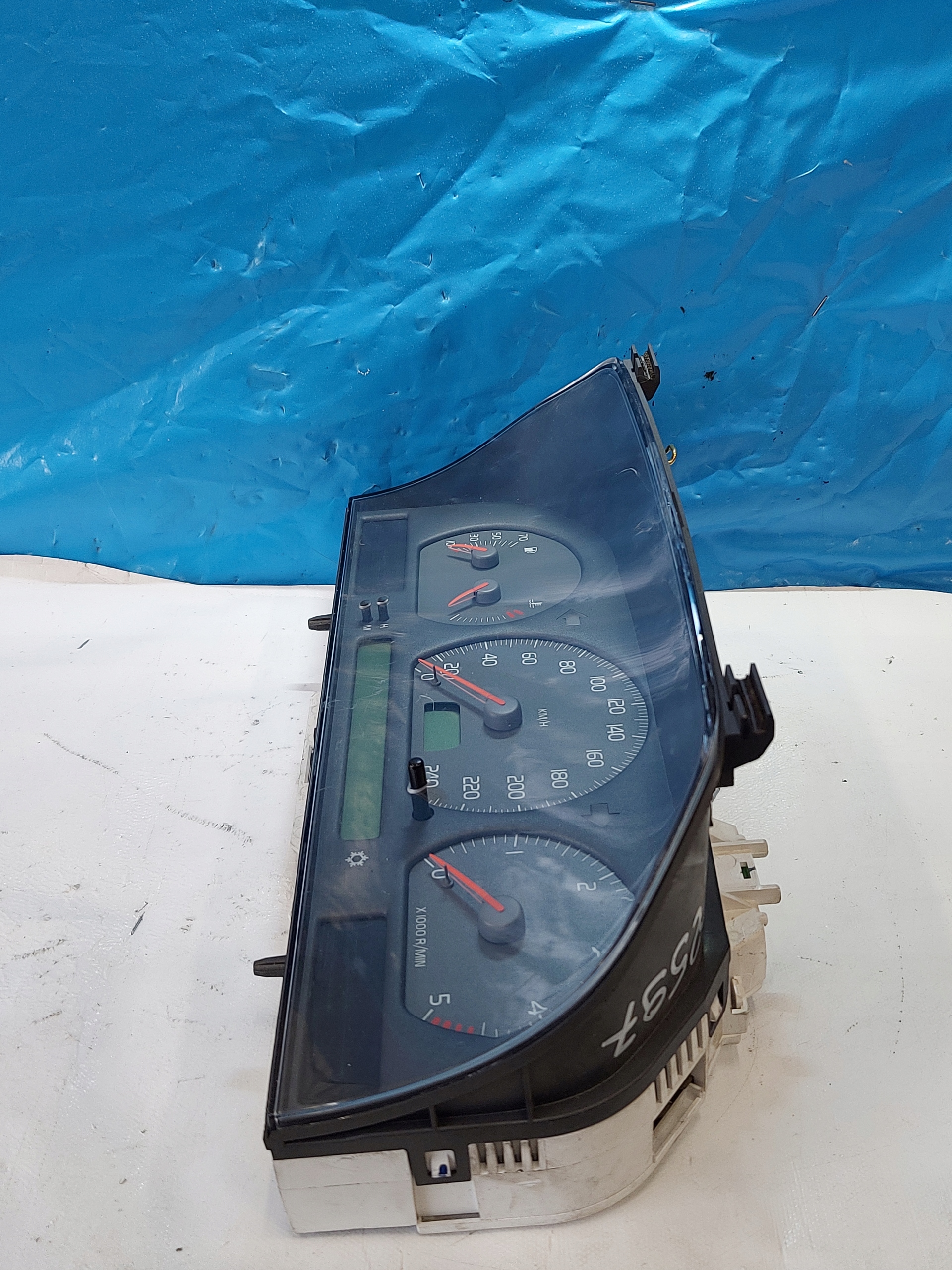 dials clock VOLVO V70 and 2.5 TDI 9168386