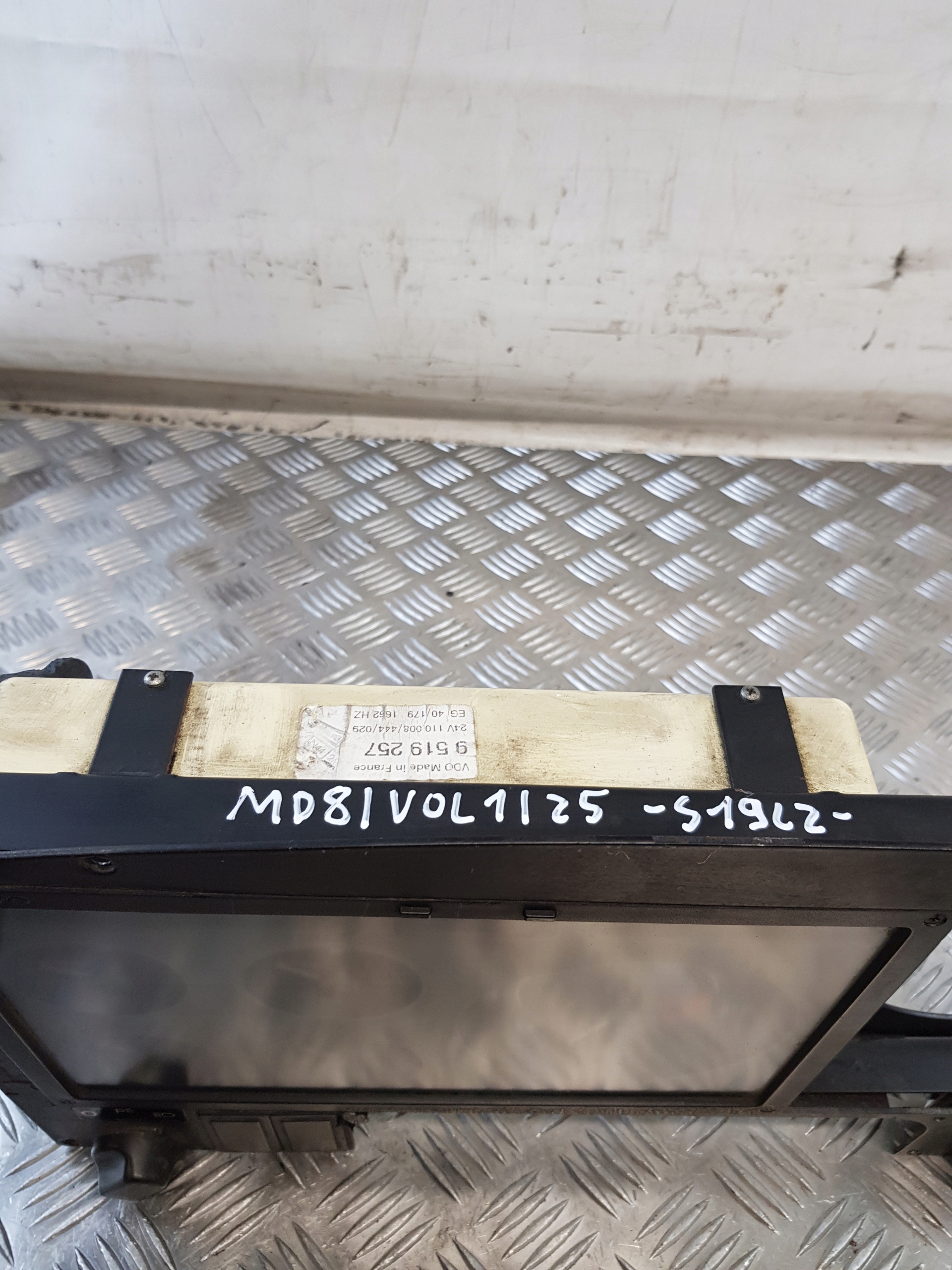 dials DO AUTOBUSU VOLVO 9519257 + switch SWITEL