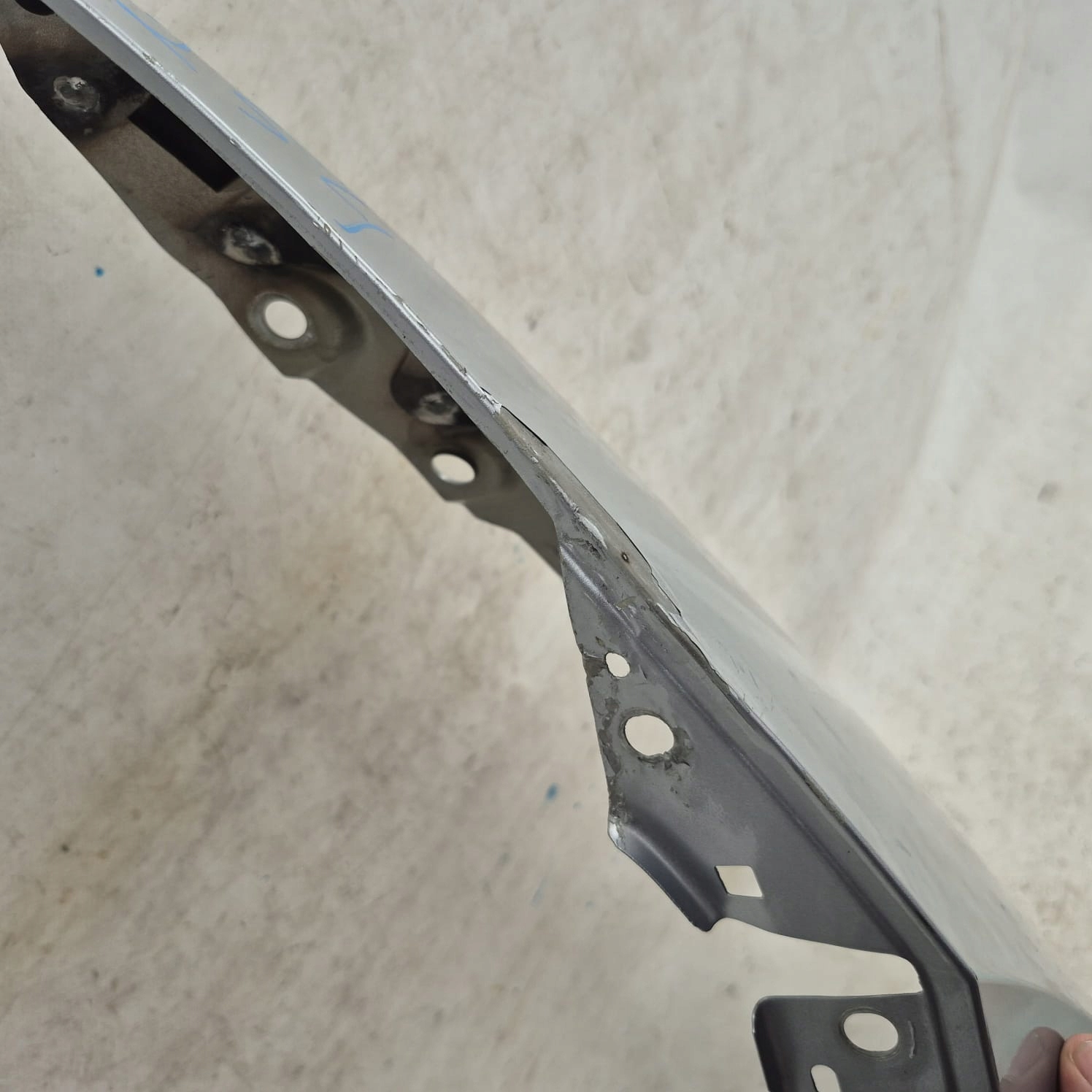 VW PASSAT B9 3J0 23- fender left front front 3J0821105
