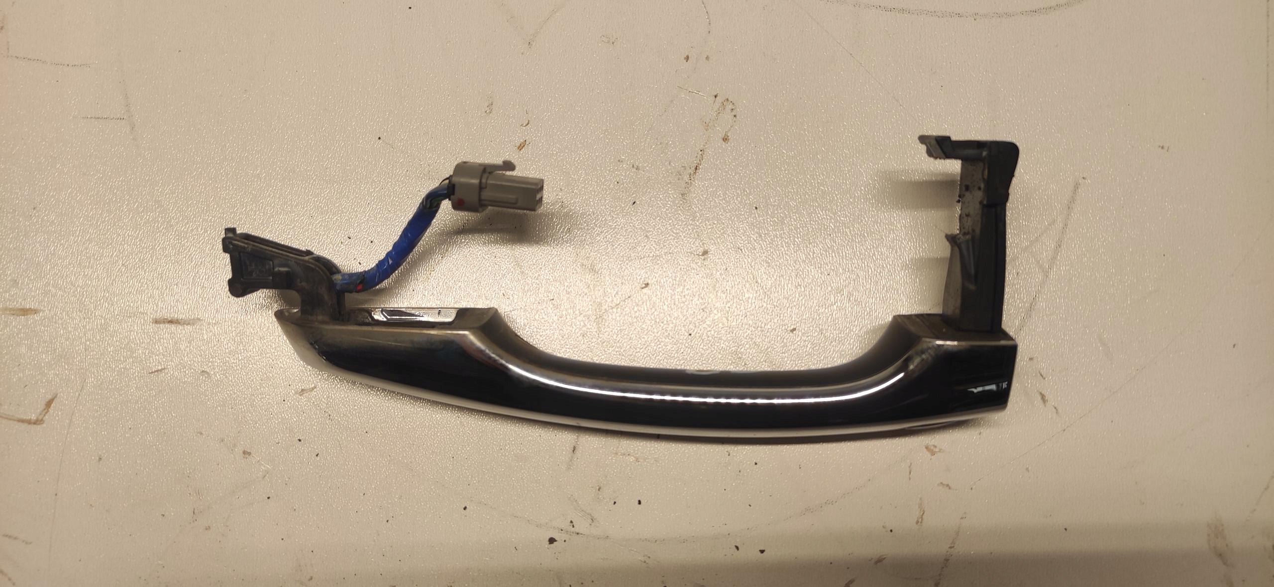 HYUNDAI I30 III handle right front front CHROM KEYLESS GO 17-24