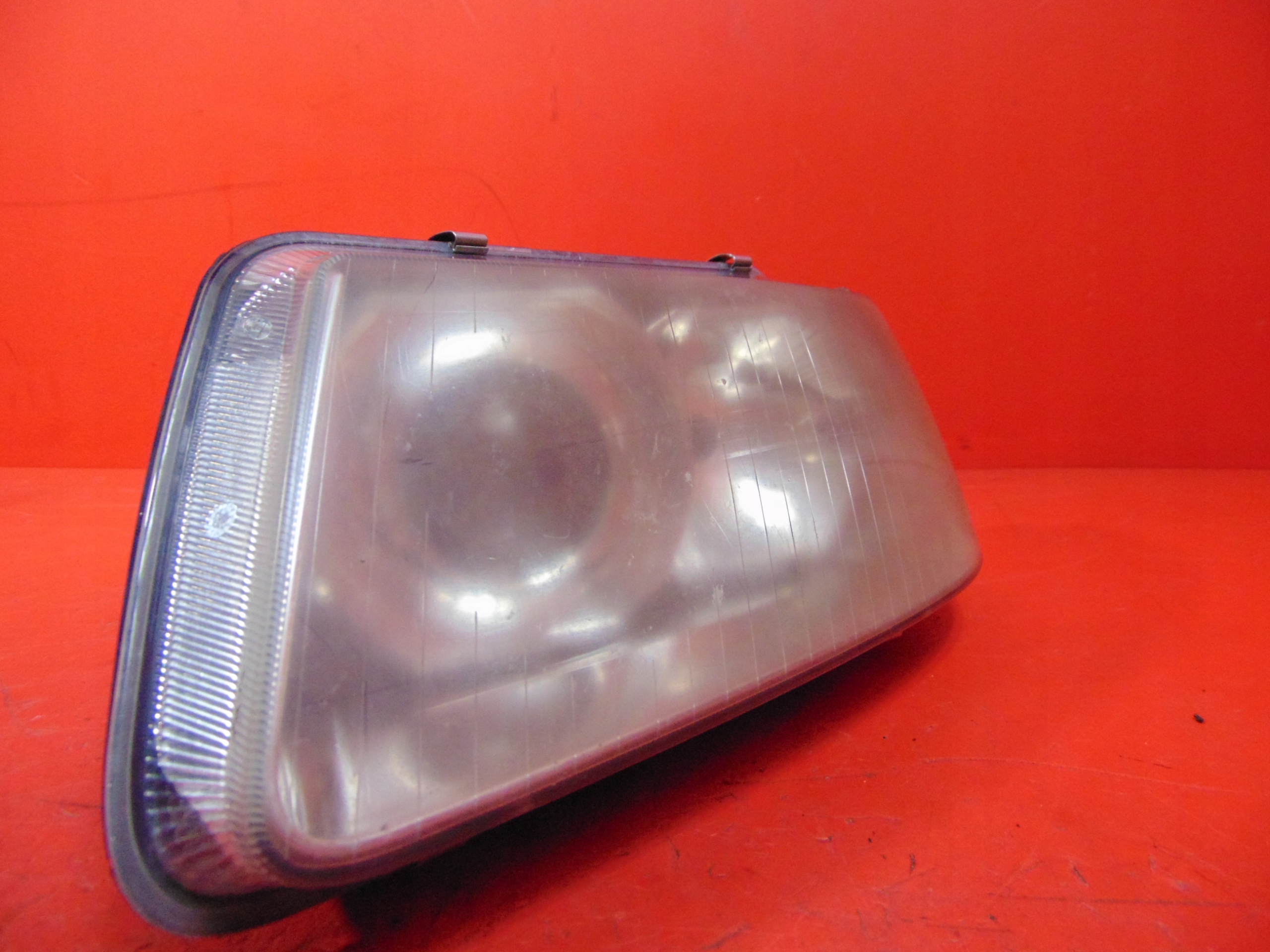 AUDI A3 8L LIFT 99-03 light REFLEKTOR left front HELLA EUROPA