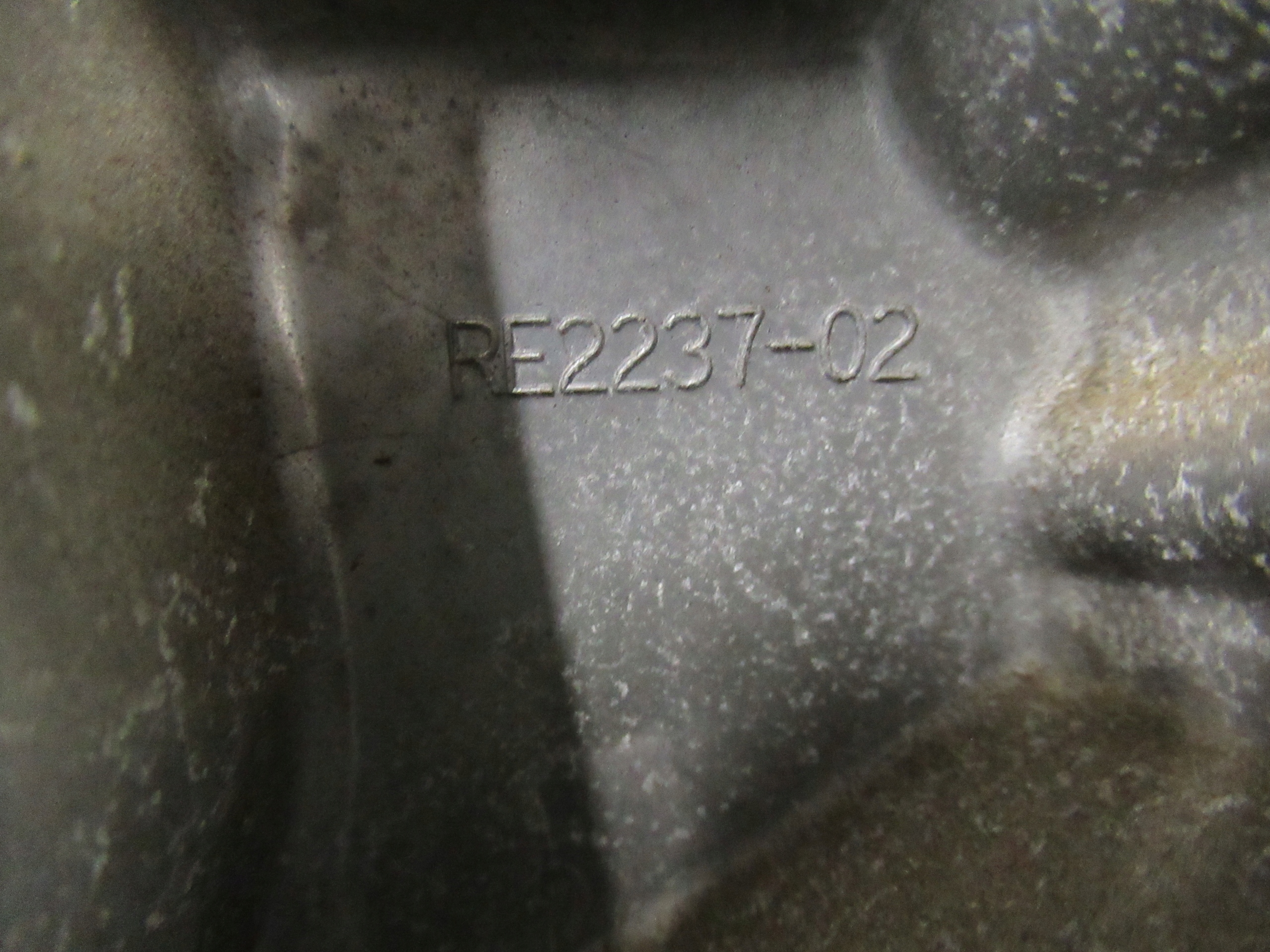 Support Support plaque Alternateur SEAT IBIZA 3 1.4 B 036145169G