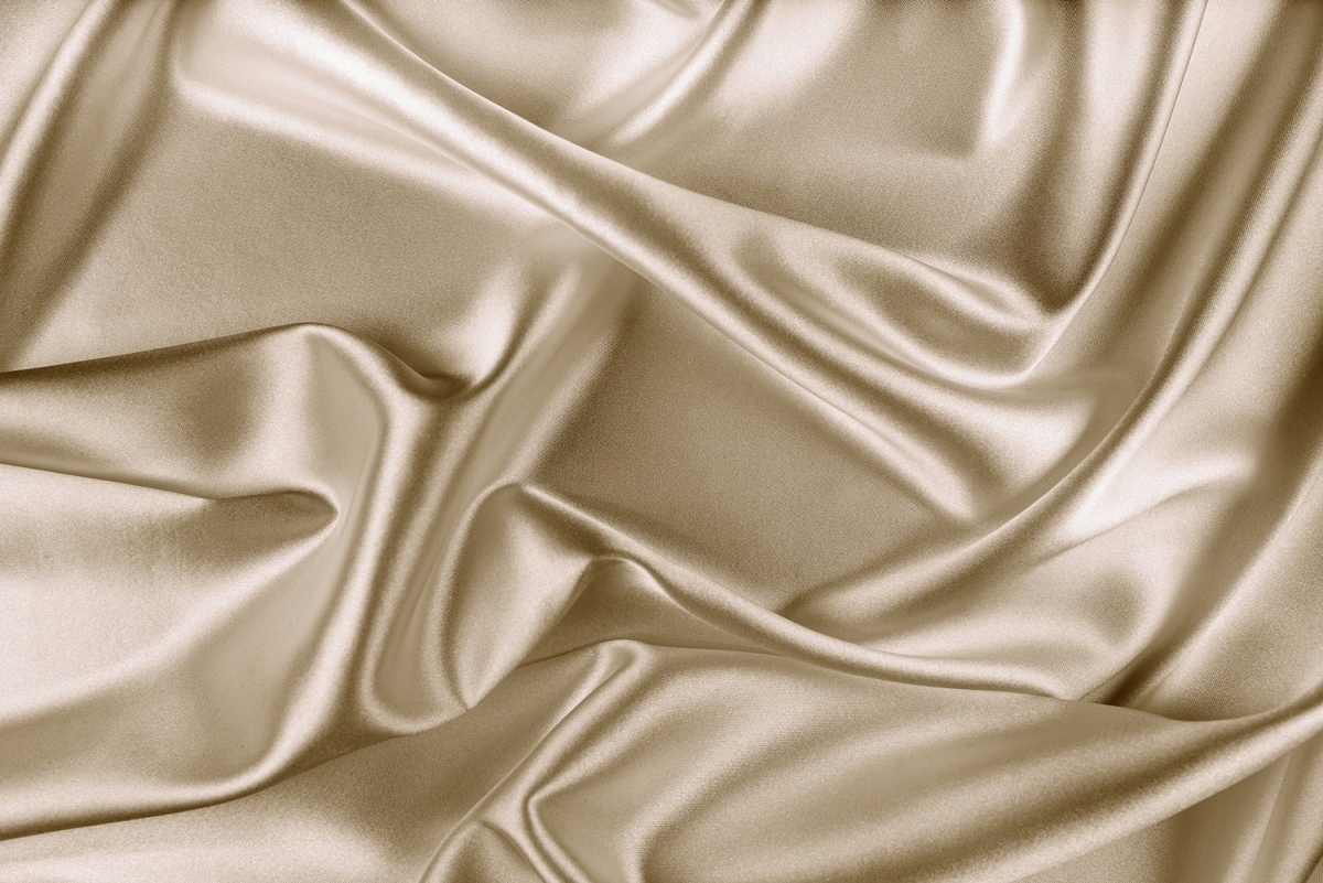 Hodvábna obliečka 140x200 na prikrývku/u Posteľná Bielizeň Light Caramel Jasný Karamel
