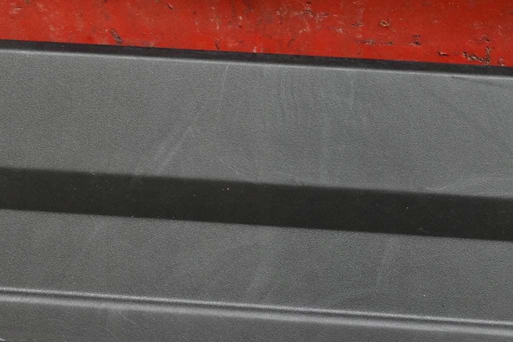 cap threshold left black TOYOTA BZ4X 22