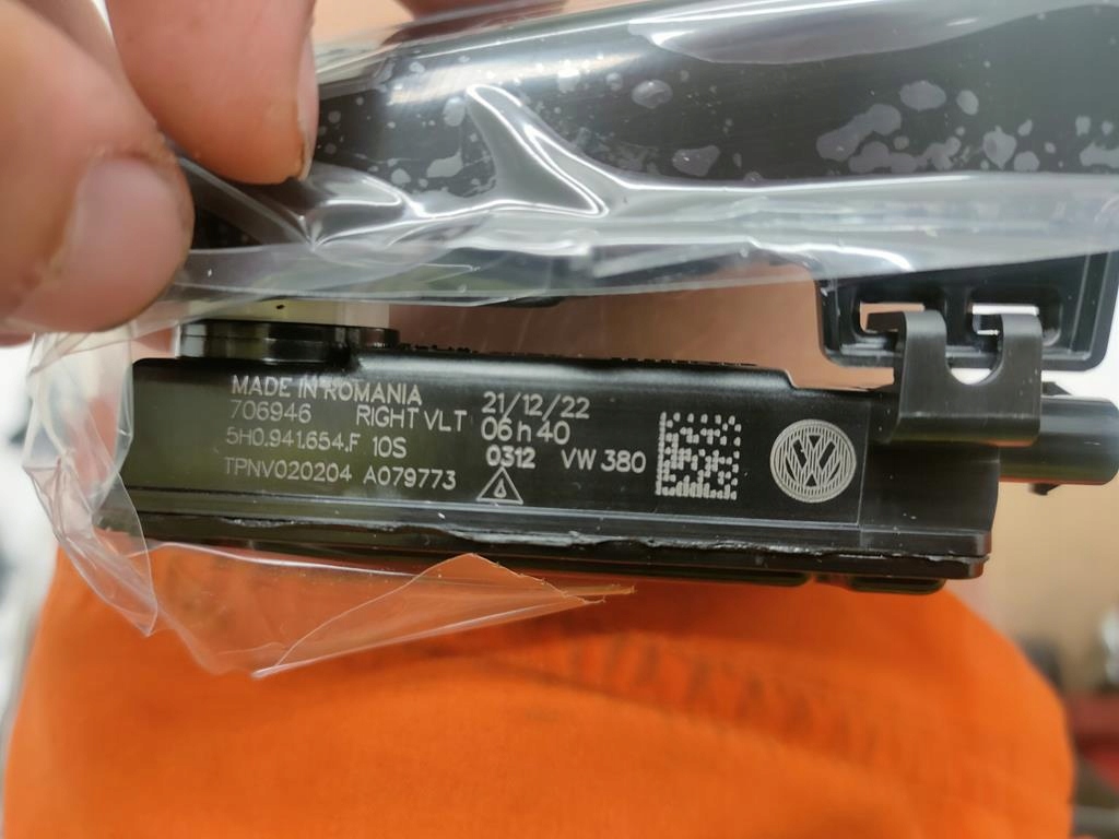 решетка радиатора led vw GOLF VIII