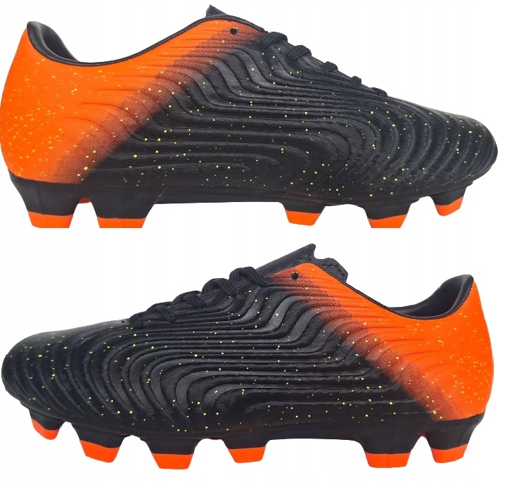 Sportovní boty fotbalové lankové kopačky s korky na venkovní hřiště 38