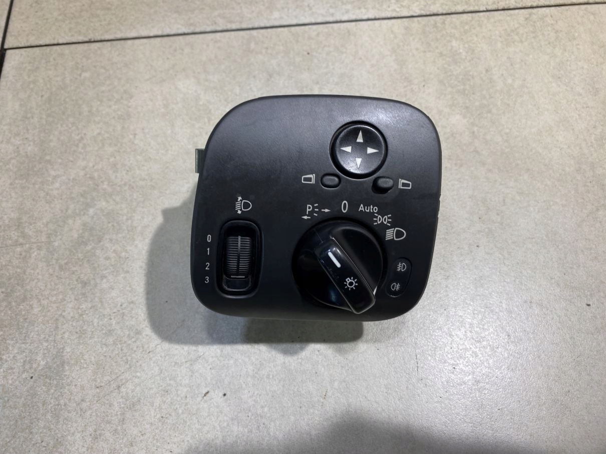 Interrupteur Lumières MERCEDES W203 A2035451404