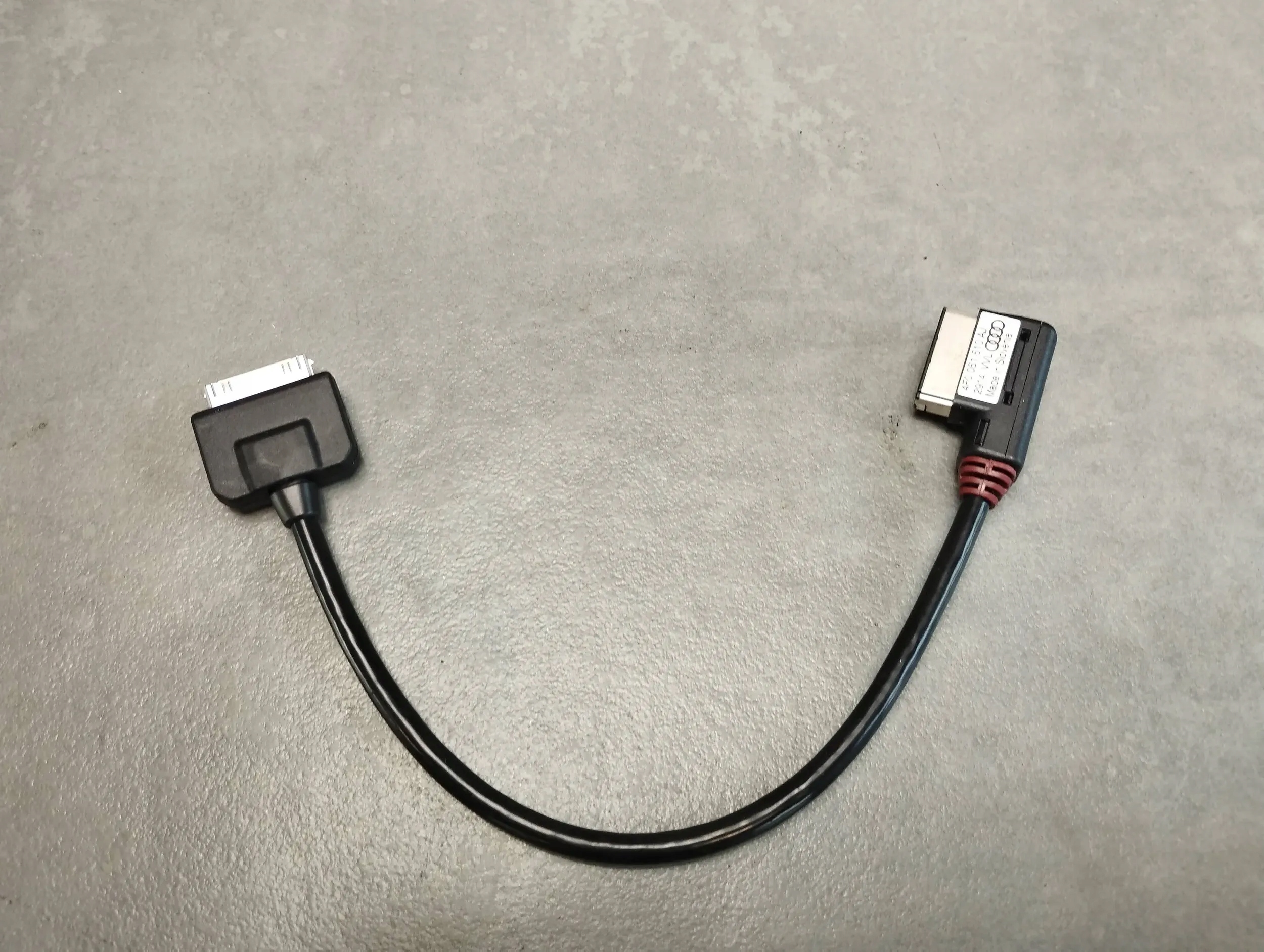Audi A3 8V Schlauch ADAPTER 4F0051510AJ