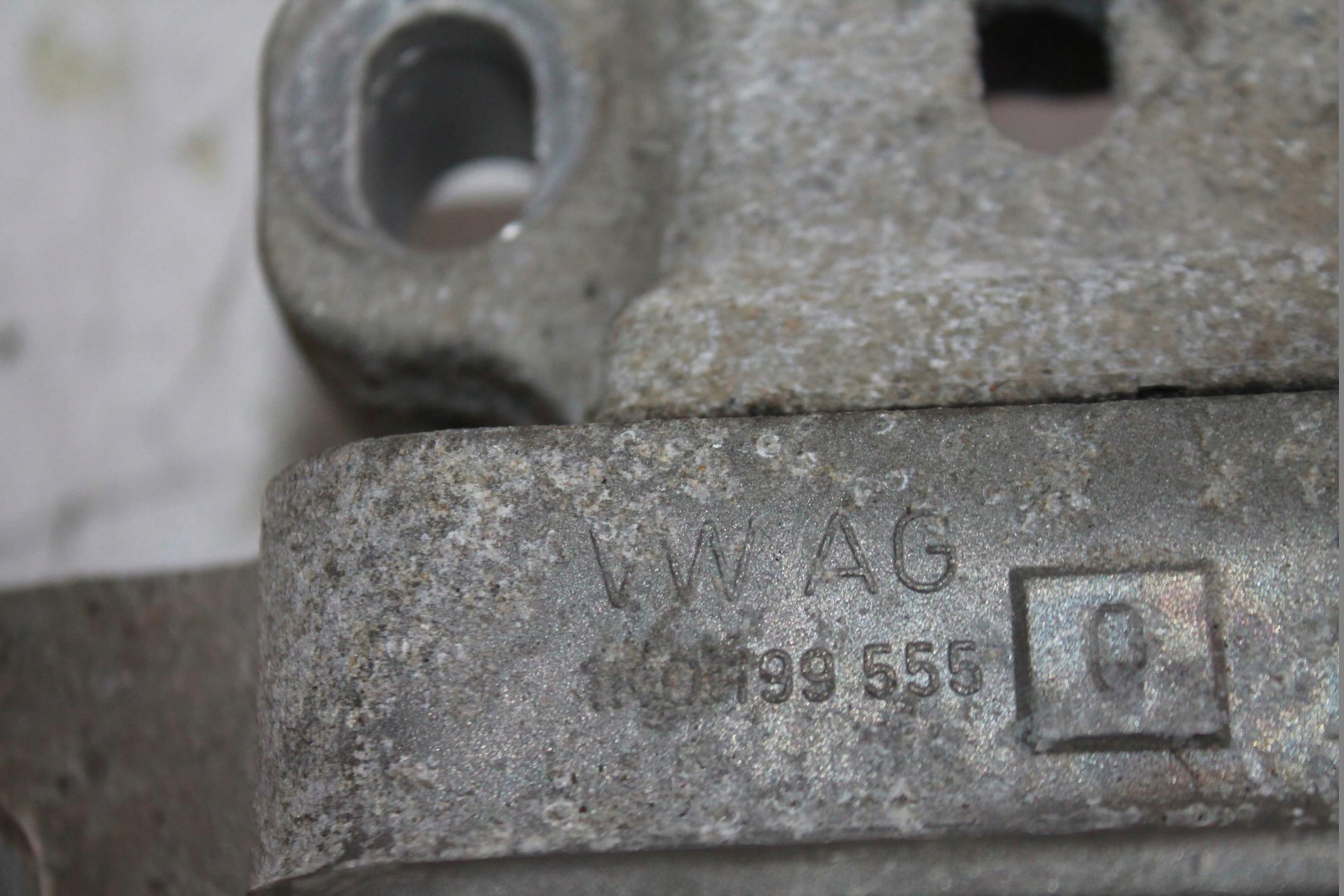 AIRBAG STAFFA MOTORE 1K0199555 VW GOLF VI