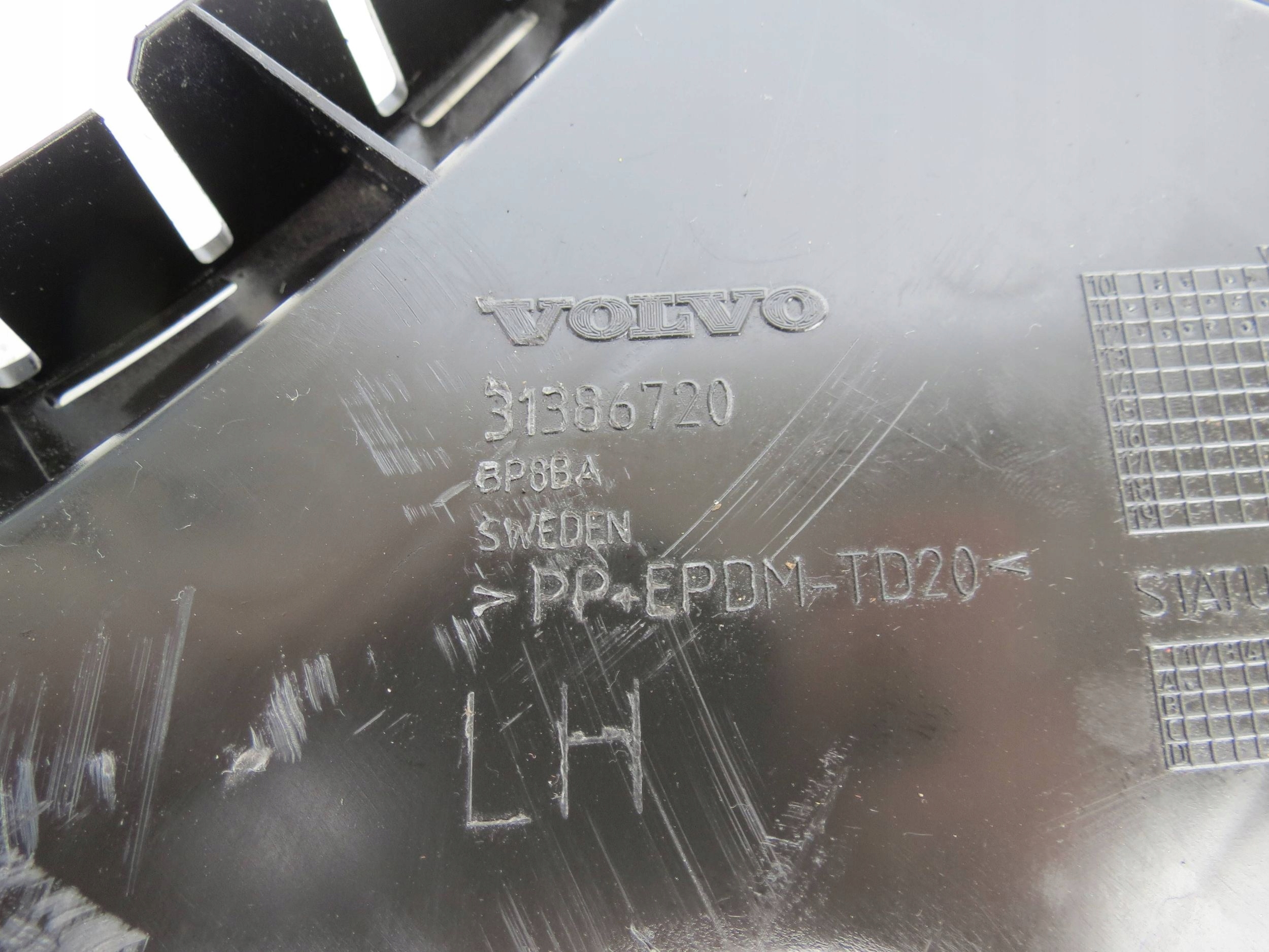 support left rear part VOLVO S60 II V60 and 2.4 D5 215KM 10-18r