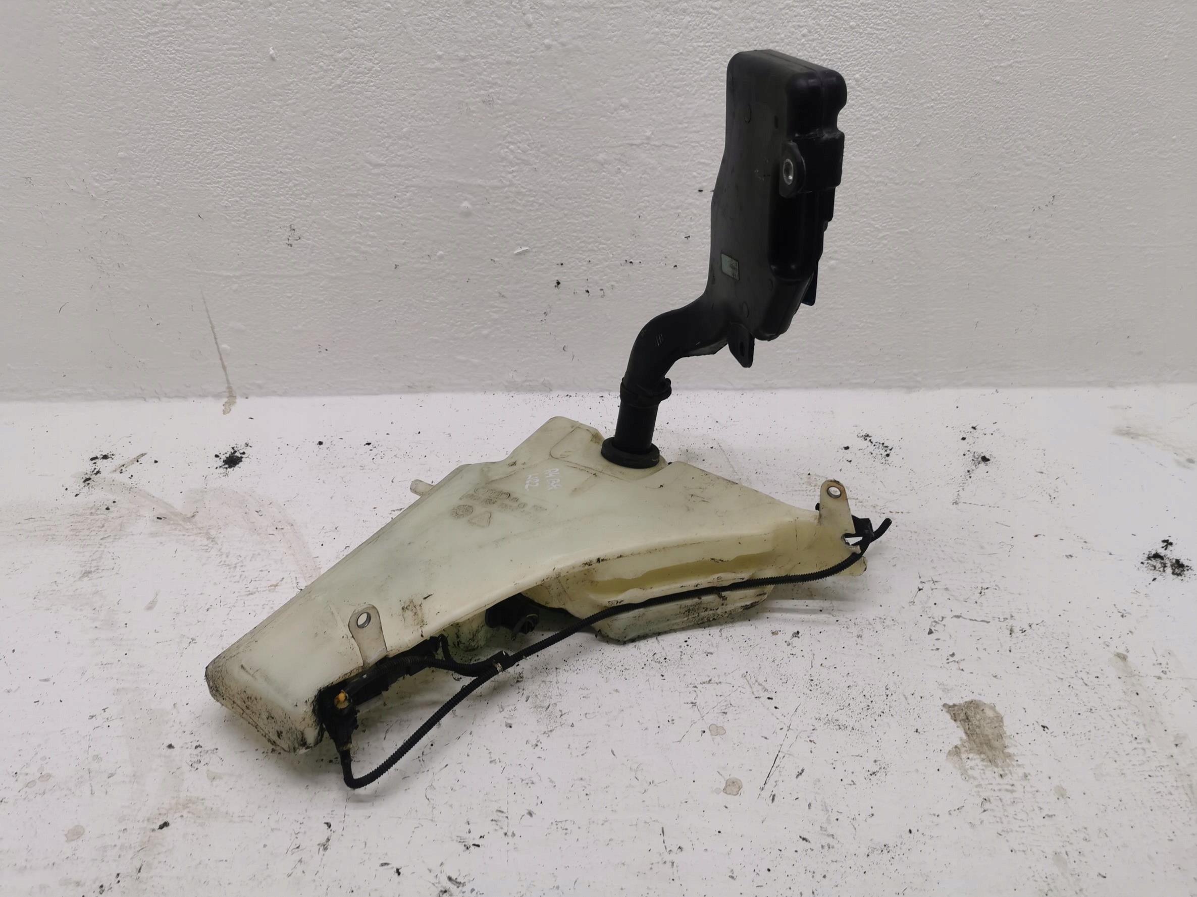Behälter Spritzdüse AUDI A4 B8 8T0955453C 07-15