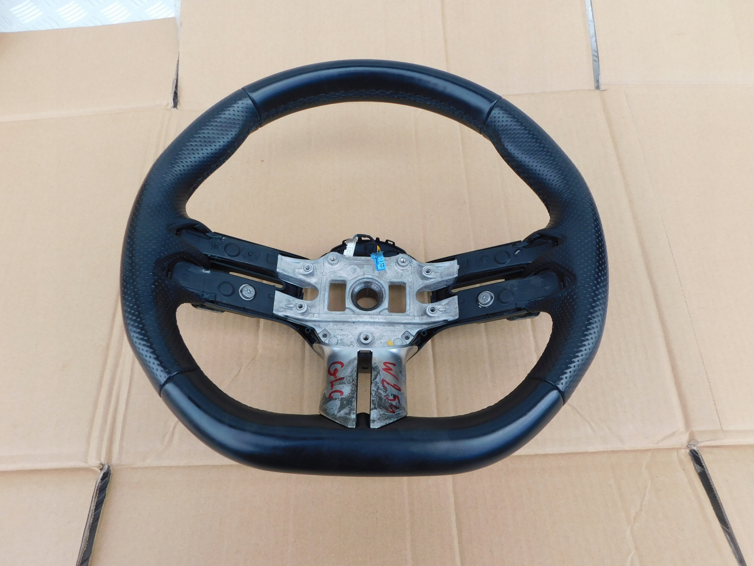Mercedes GLC W254 lenkrad OEM LADNA