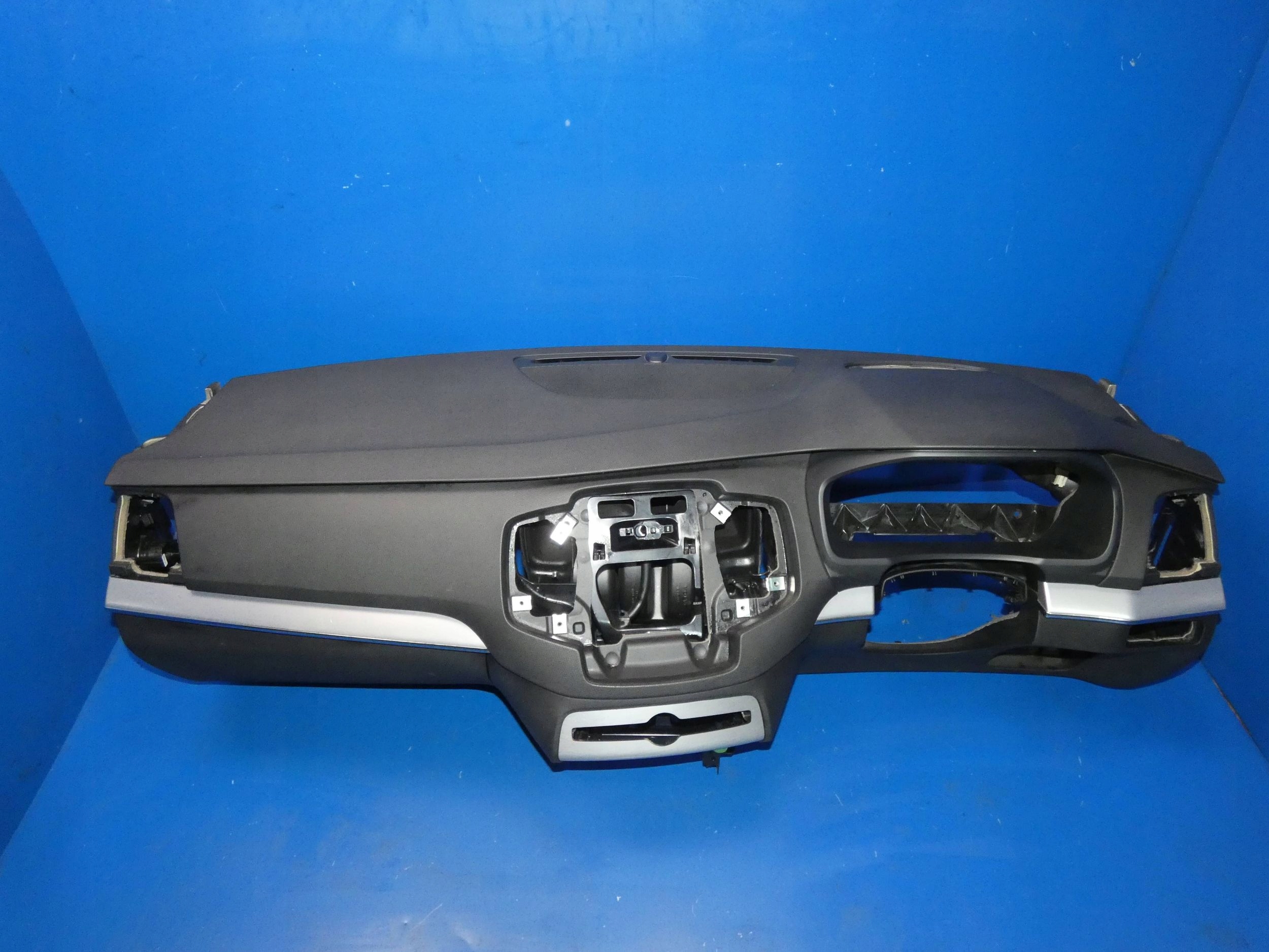 VOLVO XC90 II dashboard instrument panel console WERSJA ANGIELSKA
