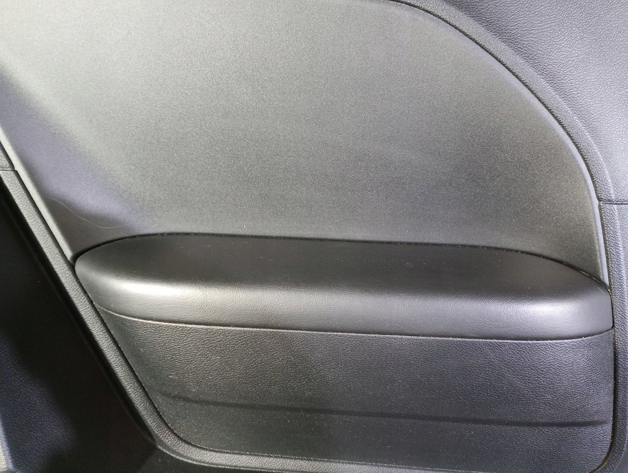 side upholstery rear part rear left left Dodge Challenger 2015