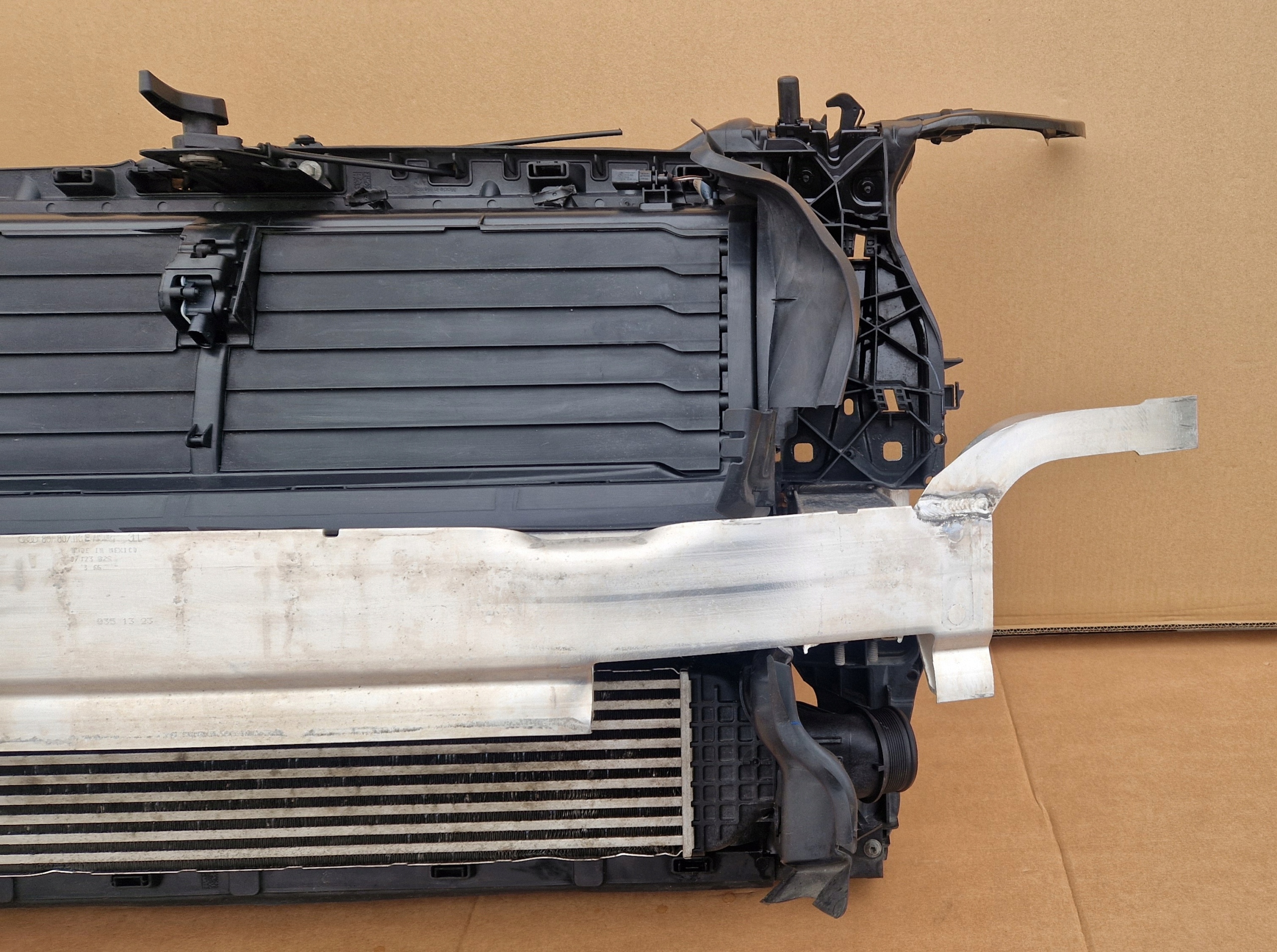 support panel for radiators radiator sider AUDI Q5 LIFT 80A 2.0 TFSI complete as new