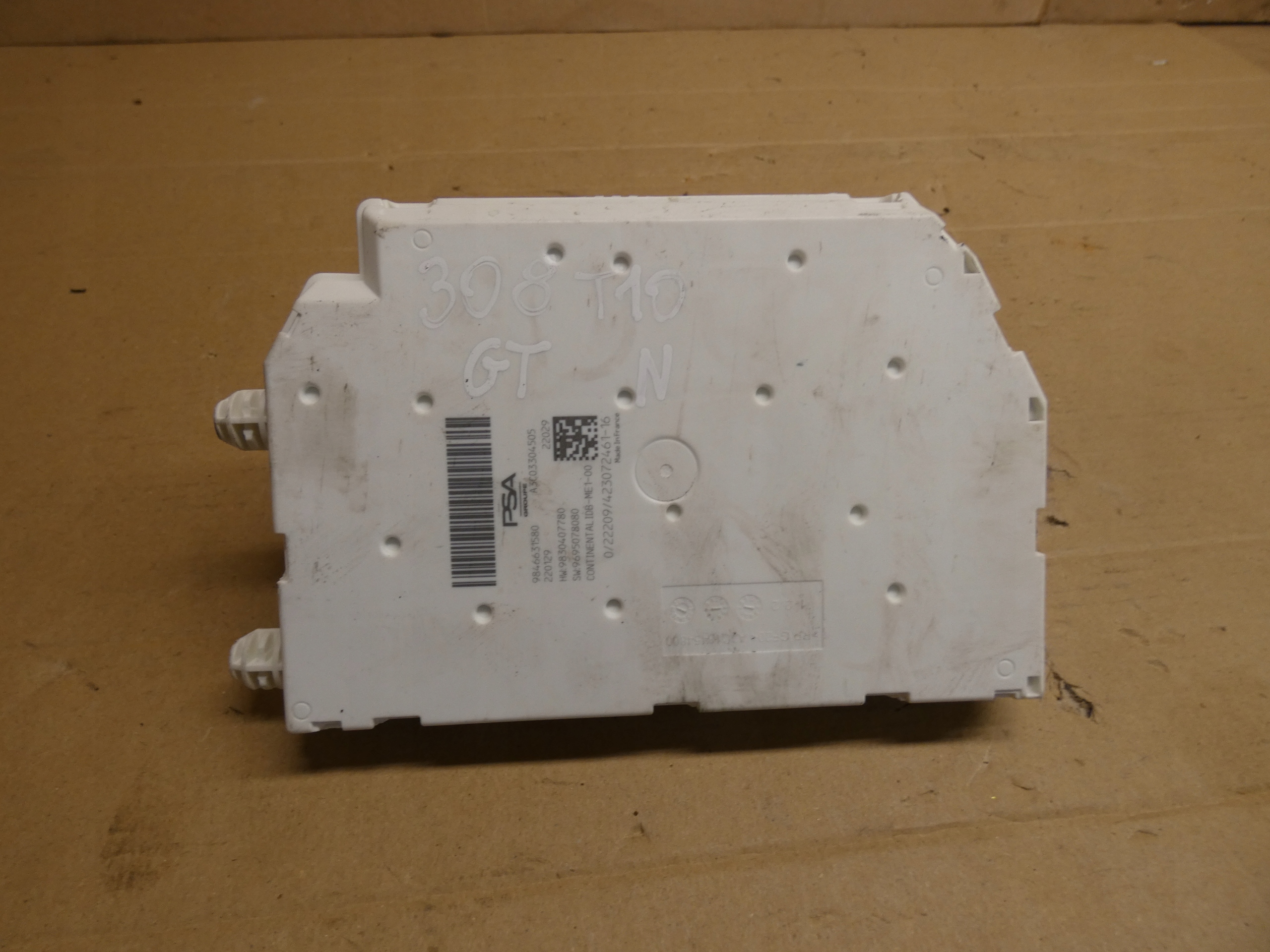 module control unit KOMFORTU PEUGEOT CITROEN 9846631580