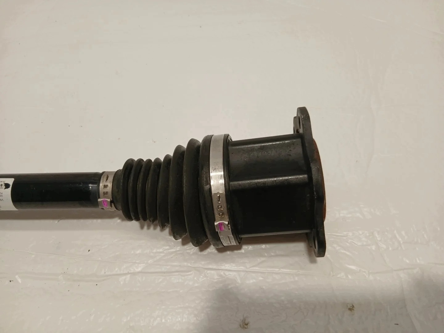 AUDI A4 B9 LIFT semi-axis left right front 8W0407271E
