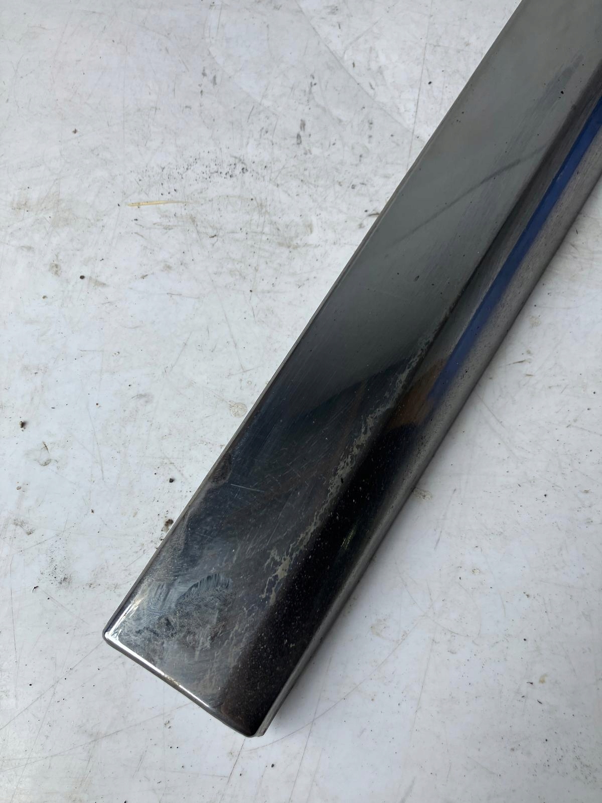 moulding CHROM door left front CITROEN DS5 9673774880