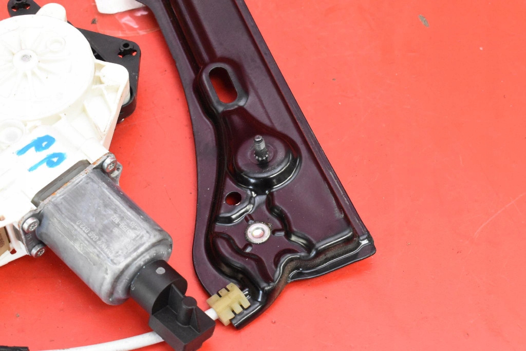 window regulator right front EU 7326328 BMW 4 F36 13-17