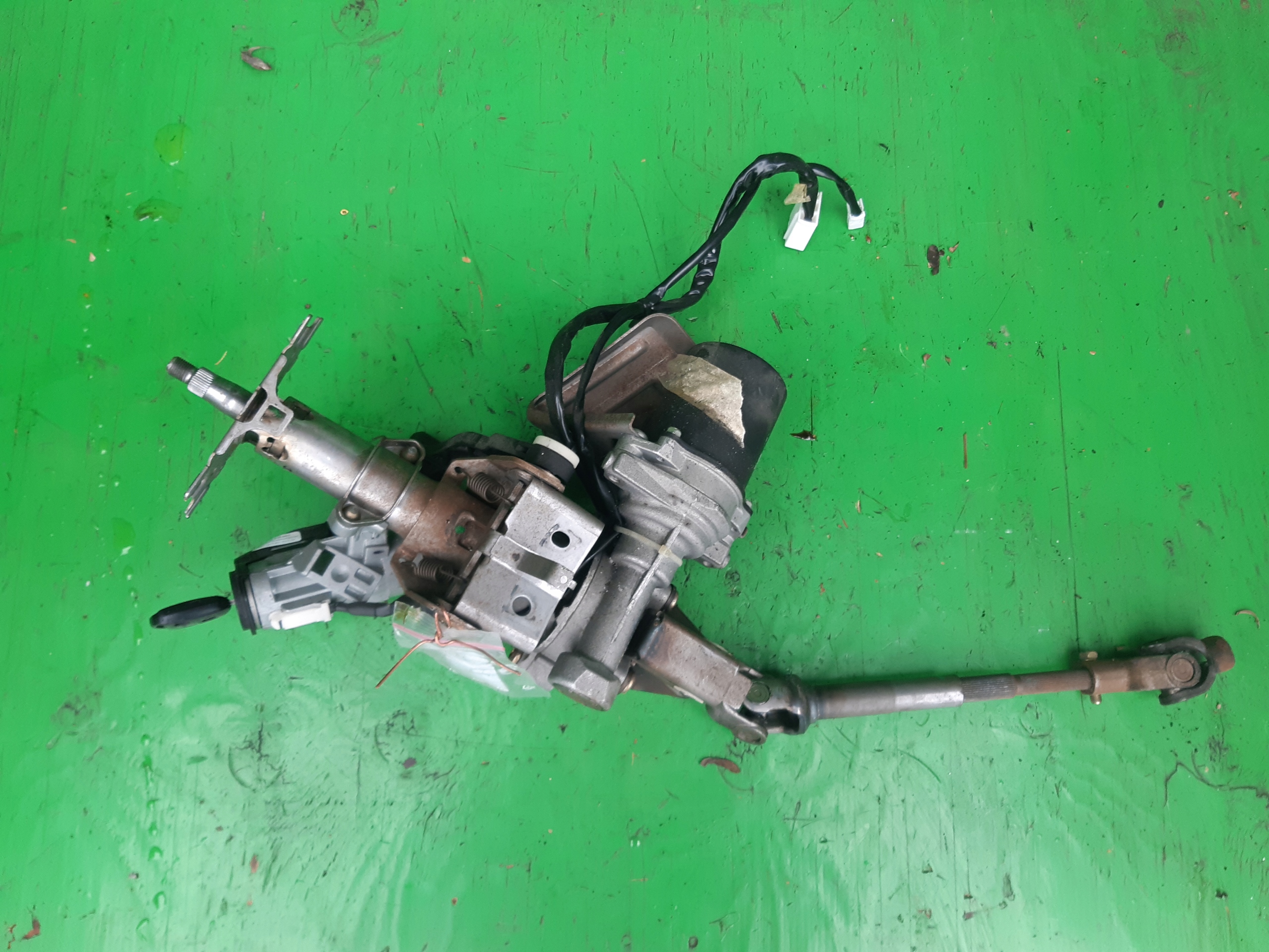 РУЛЬОВА КОЛОНКА 690000472 TOYOTA YARIS І