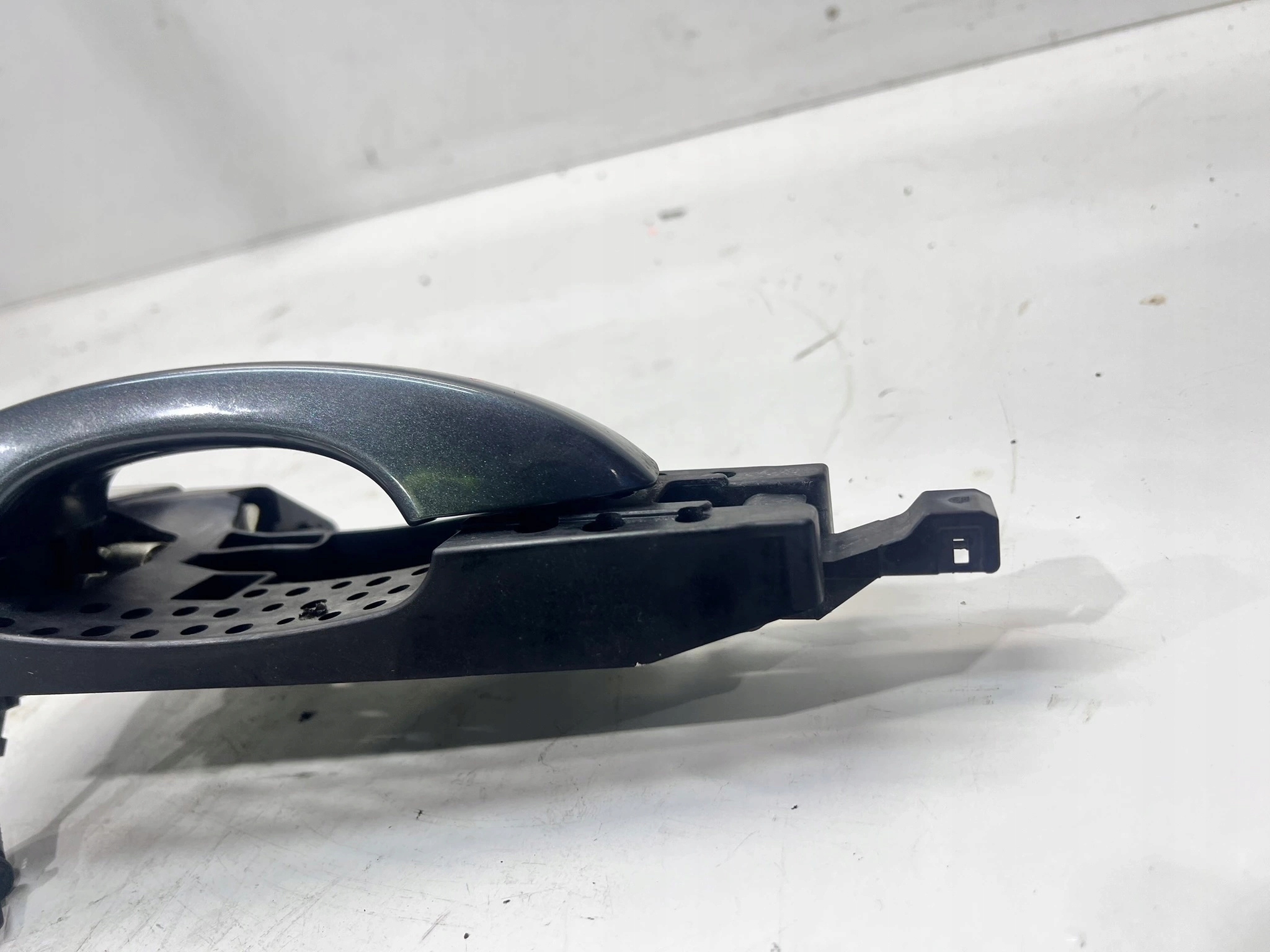 handle left AUDI A6 A7 4H1837885 LZ7S + lock cylinder 4G1837167