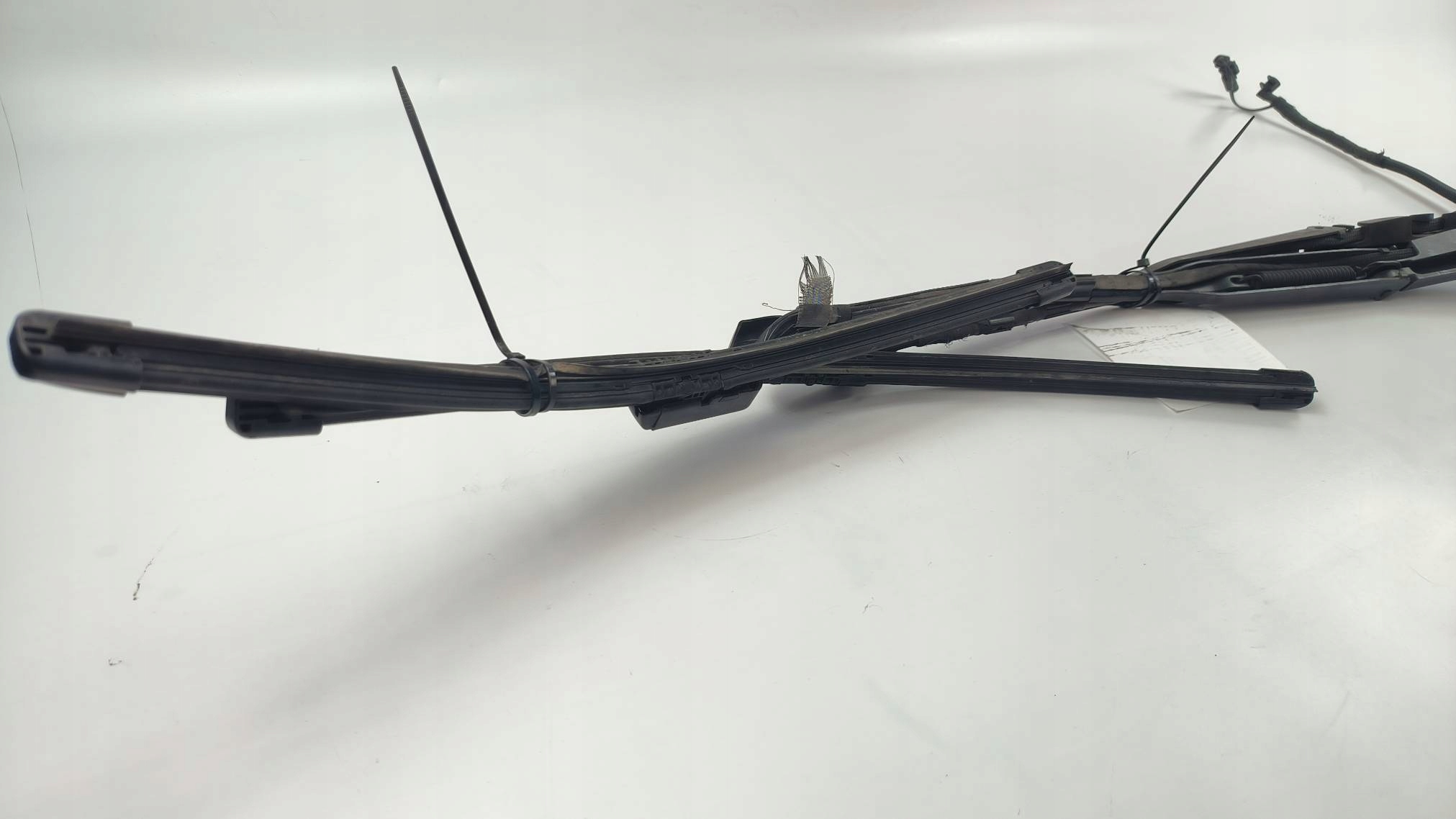 wiper arm front W000096128 VOLVO V60 II