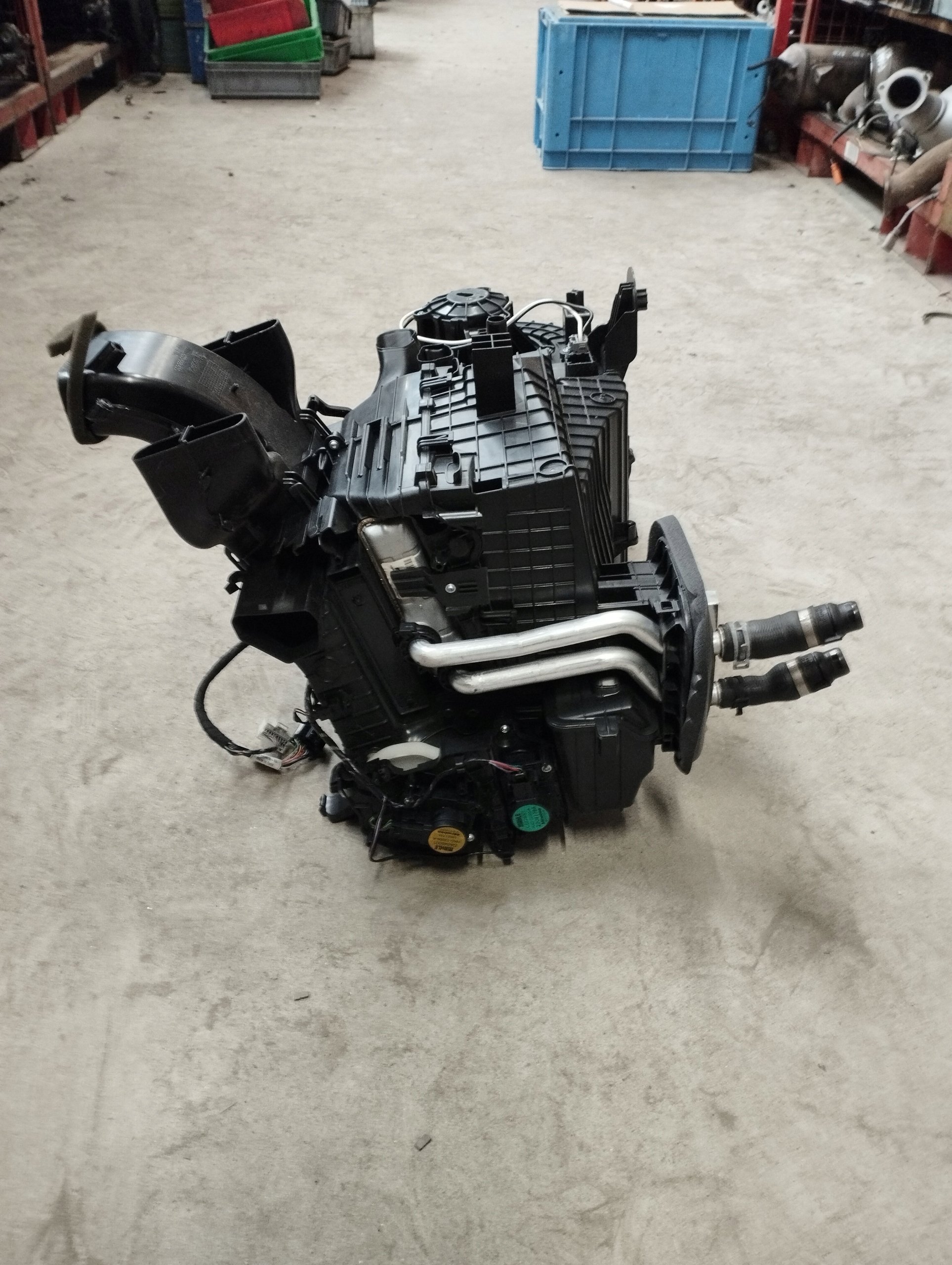 opel INSIGNIA B радиатор отопителя 39126939