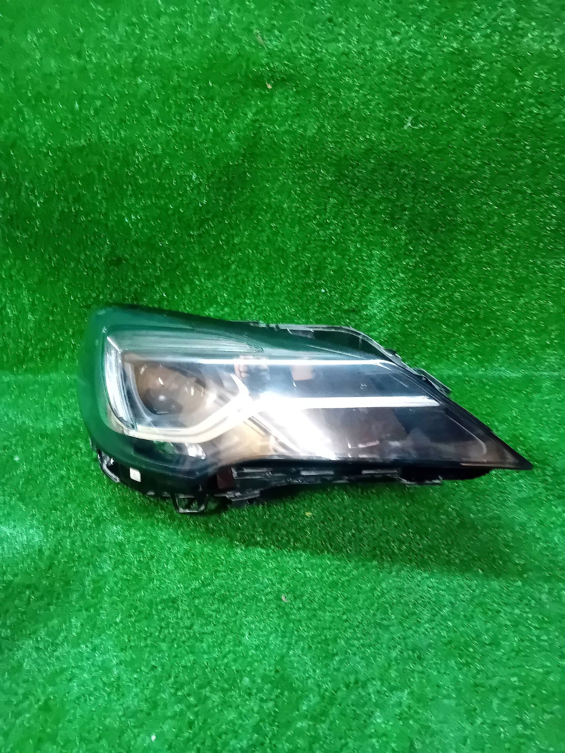 REFLEKTOR right front OPEL ASTRA V K 19- FULL LED NR.781