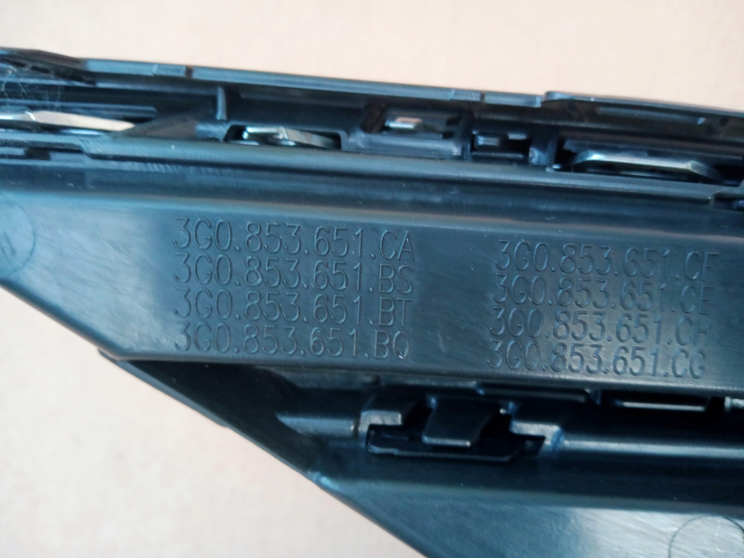 VW Passat B8 Kühlergrill FRONTGRILL Kühlergitter 3G0853651A - Thumbnail 9