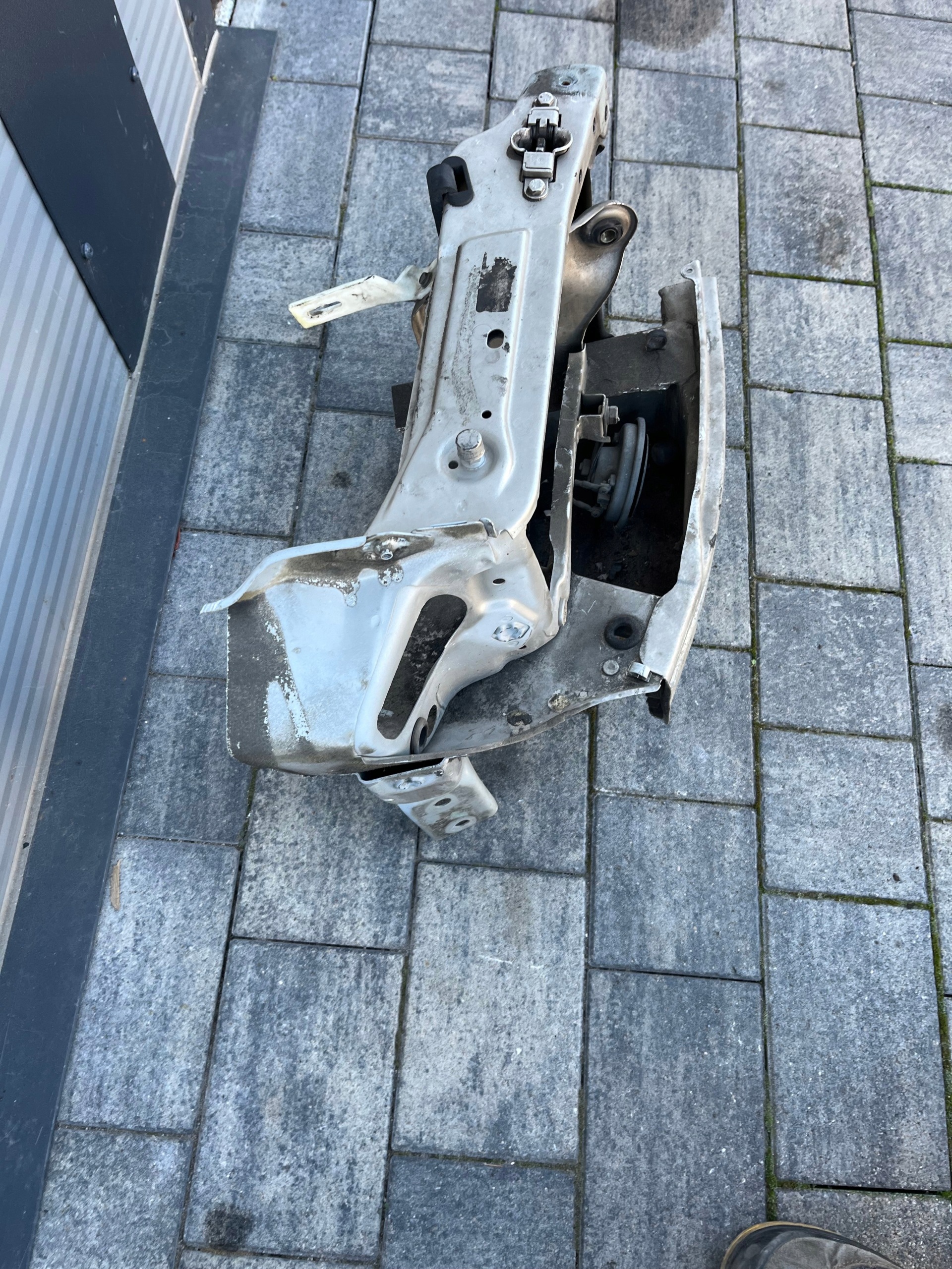 MERCEDES R129 SL 600 support panel for radiators pillar sider headlight trim 1296200818 right