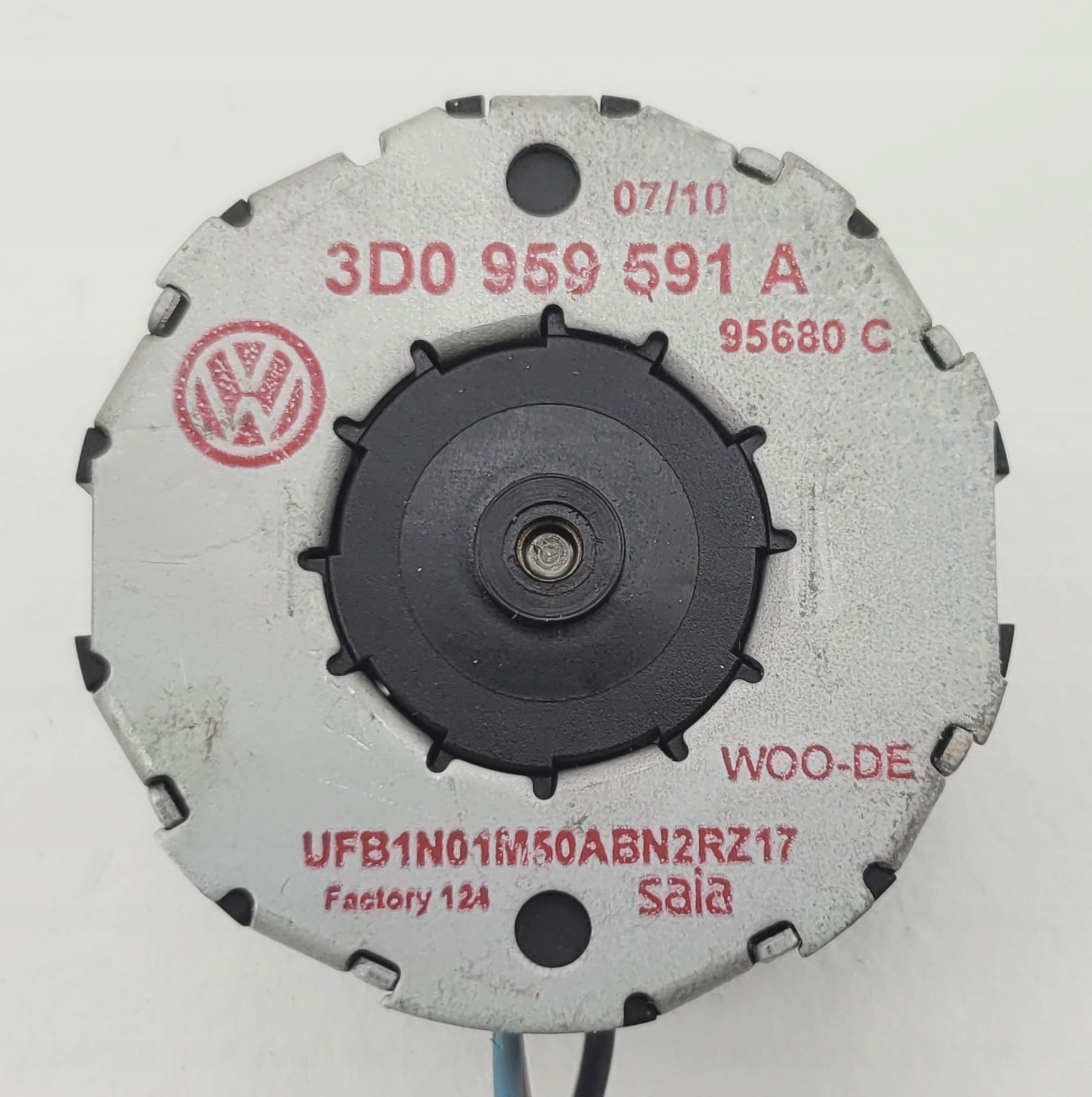VW PHAETON und LIFT Motor Frontverkleidung SZYBERACHU SOLARU 3D0959591A