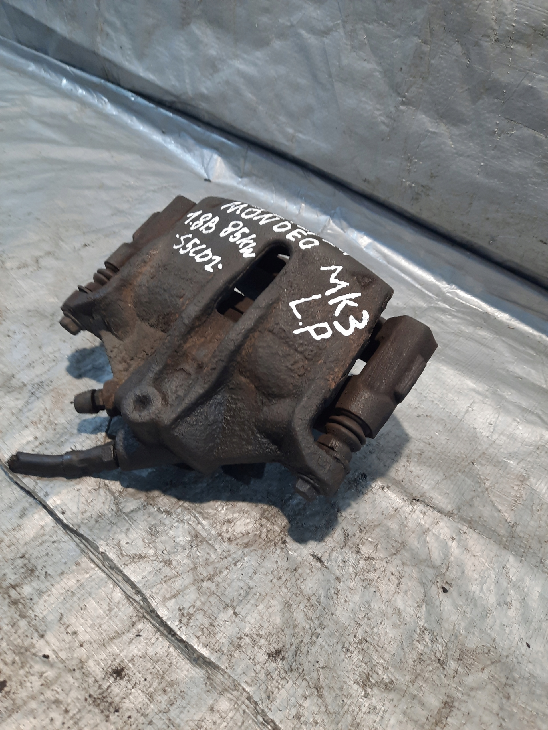 FORD MONDEO MK3 1.8B 01 SED caliper brake left front