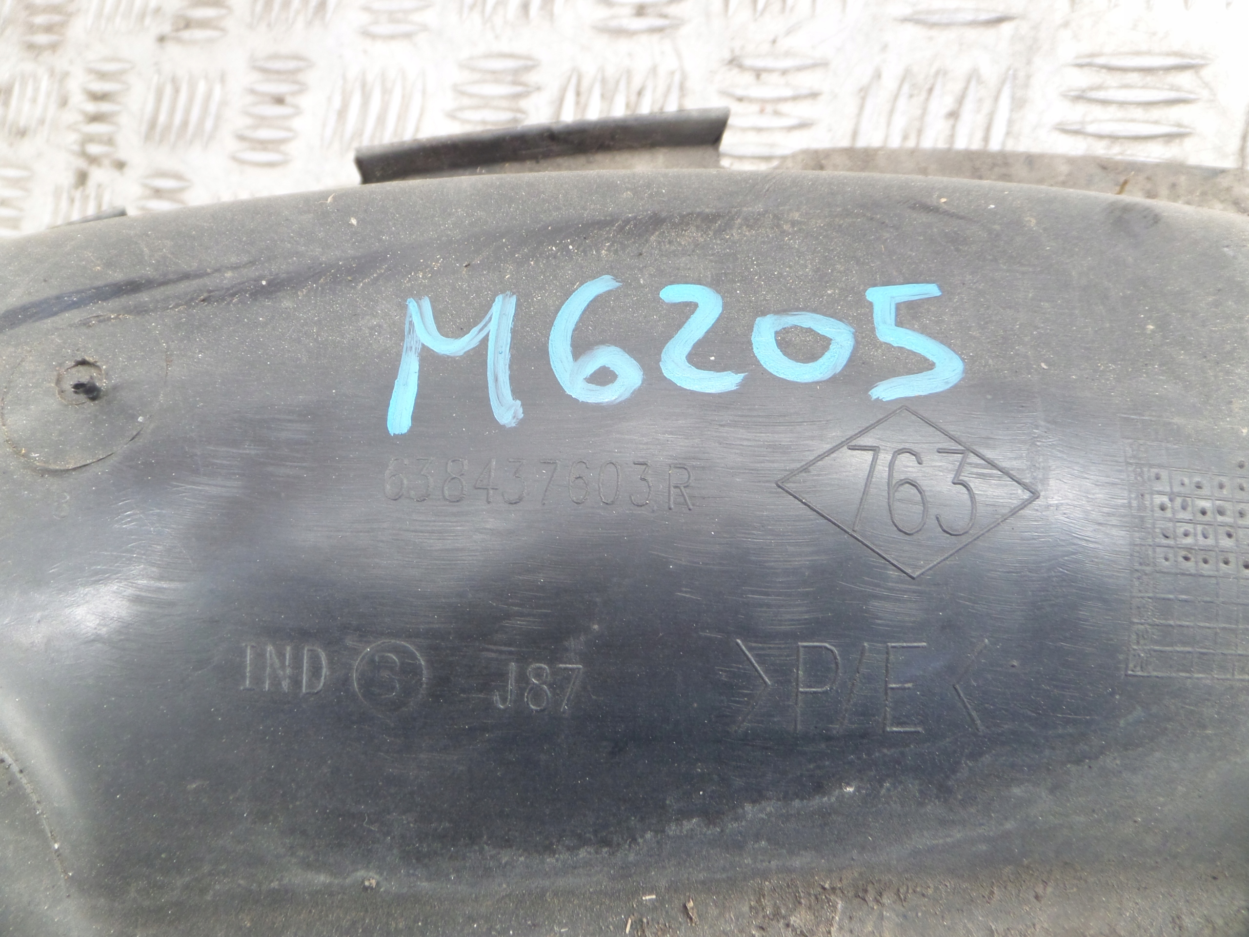 mudguard left front left front RENAULT CAPTUR and 638437603R