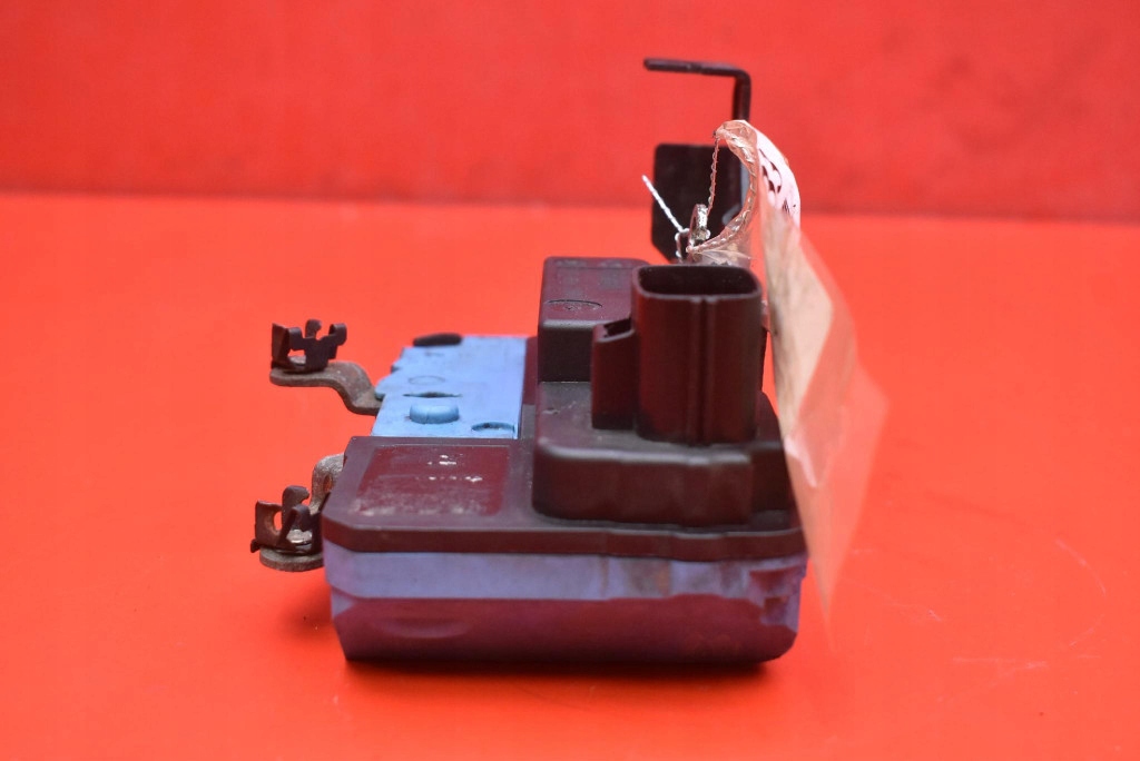 lock door left front front EU VOLVO S60 1 and LIFT 04-09