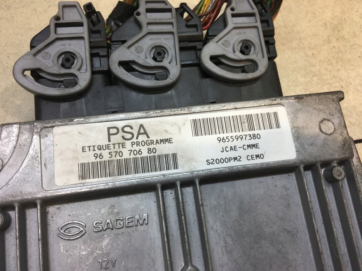 Centralina Motore CITROEN C5 e FL 2.0 16V 9657070680