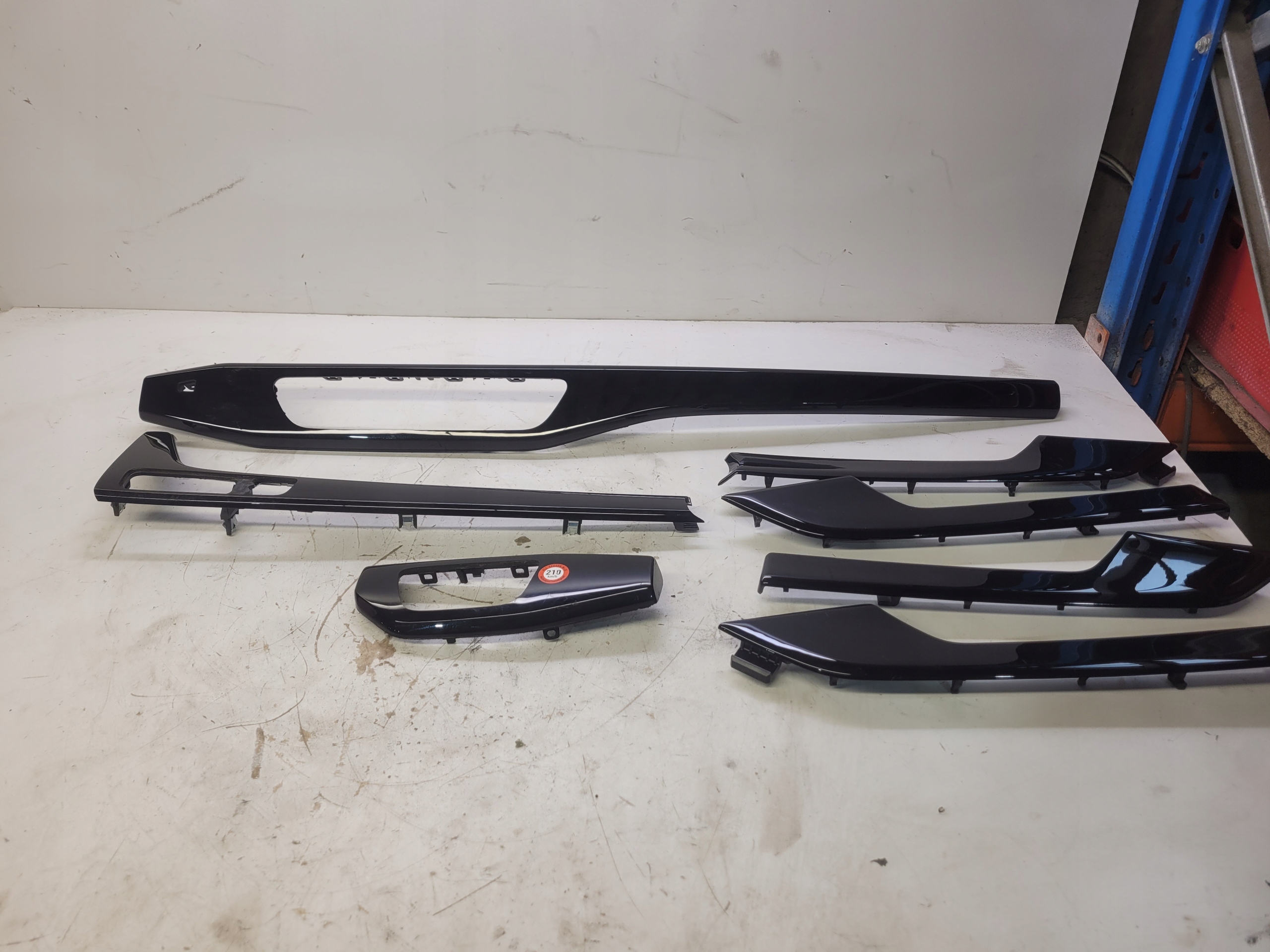 modanatura DEKORY DEKOR PIANO BLACK AUDI A4 B9 A5 8W1