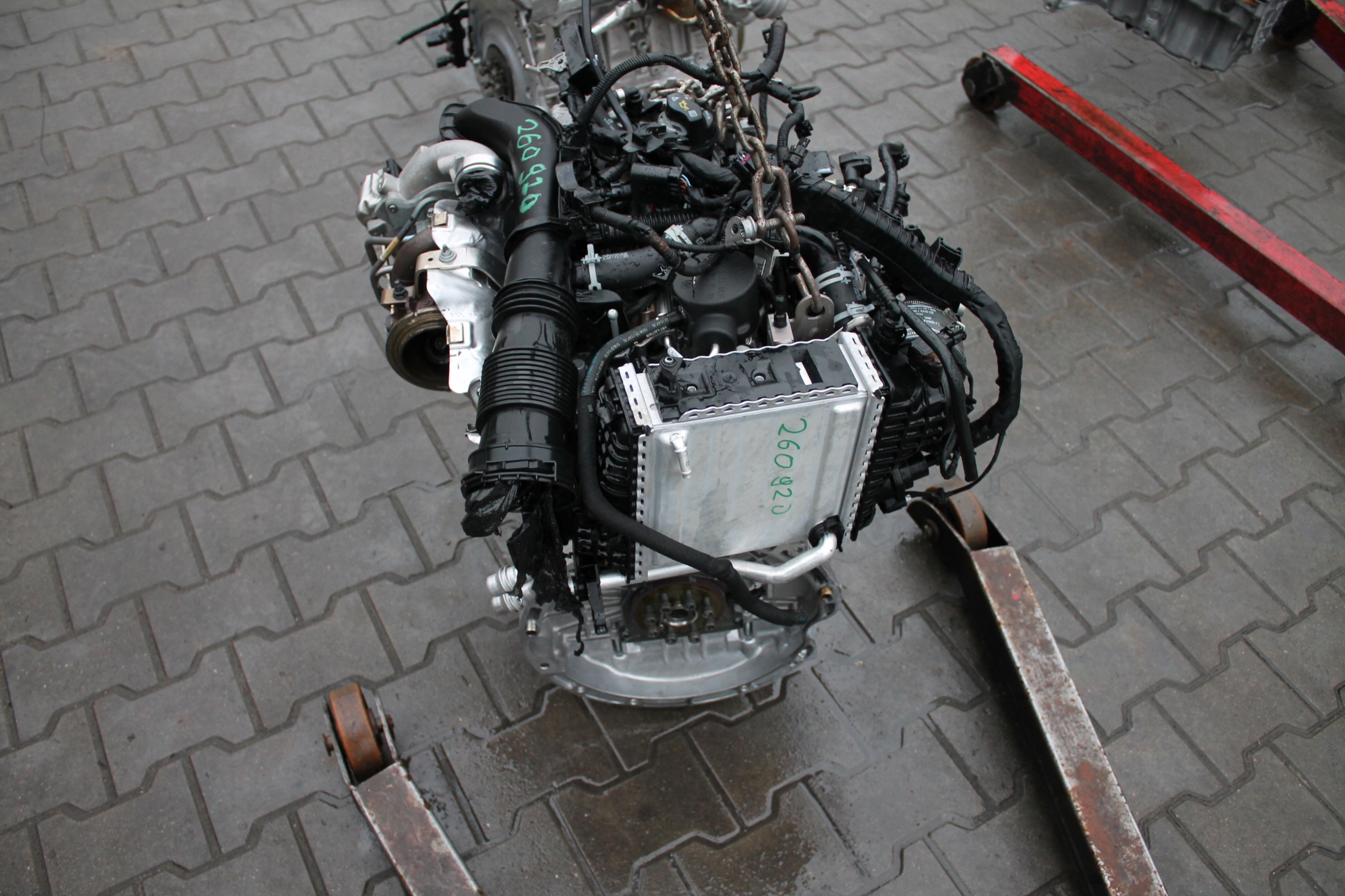 SINIK complete MERCEDES AMG 35 260920 20 TYSKM