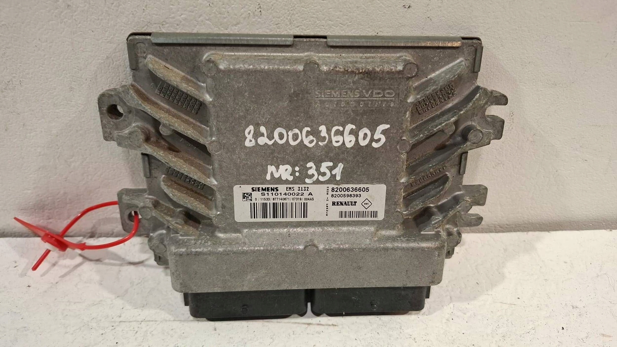 control unit of the engine computer S110140022A Dacia Logan 1.6 8V